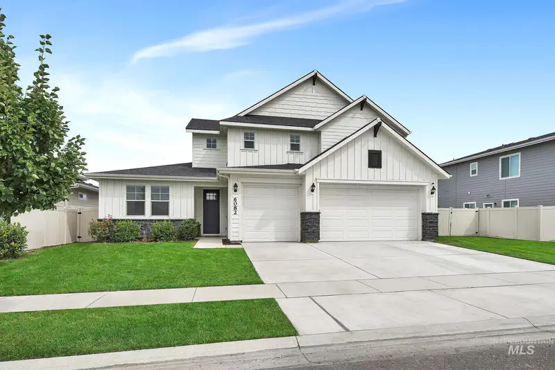 6082 E Canyon Crossing Dr. — photo