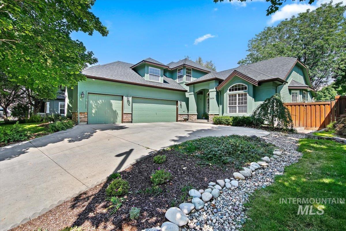 3454 S Shortleaf Ave. — photo