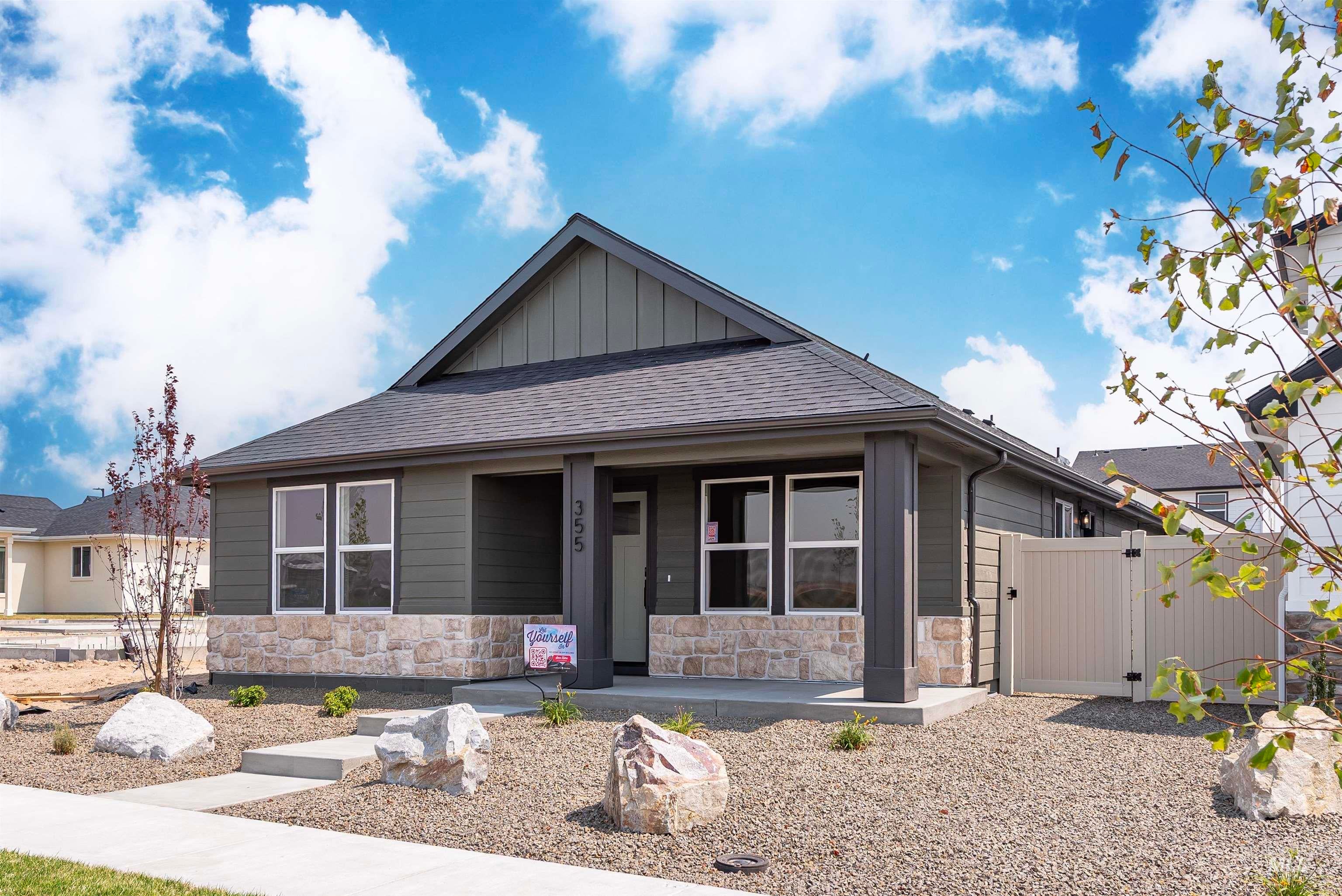 355 E. Chevy Dr. — photo
