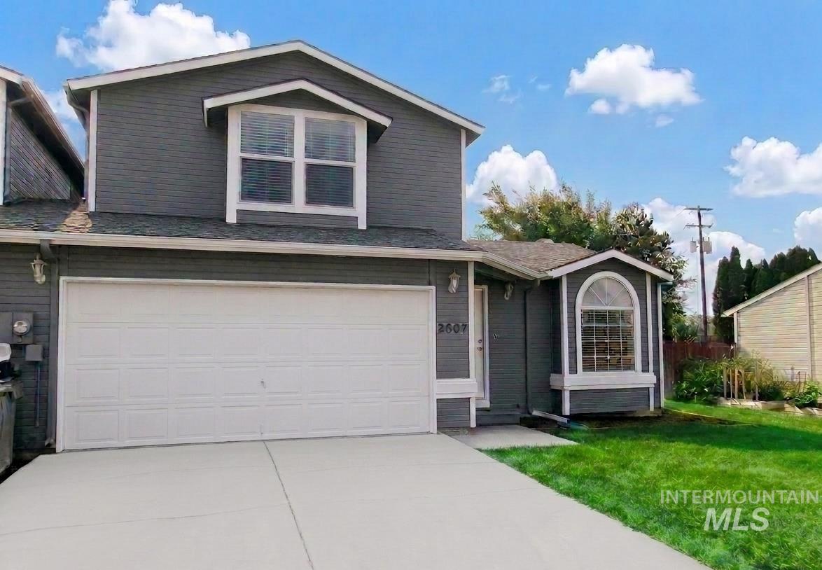 2807 Laurel Way — photo