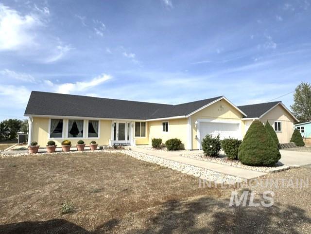 2621 NW Doris Dr — photo