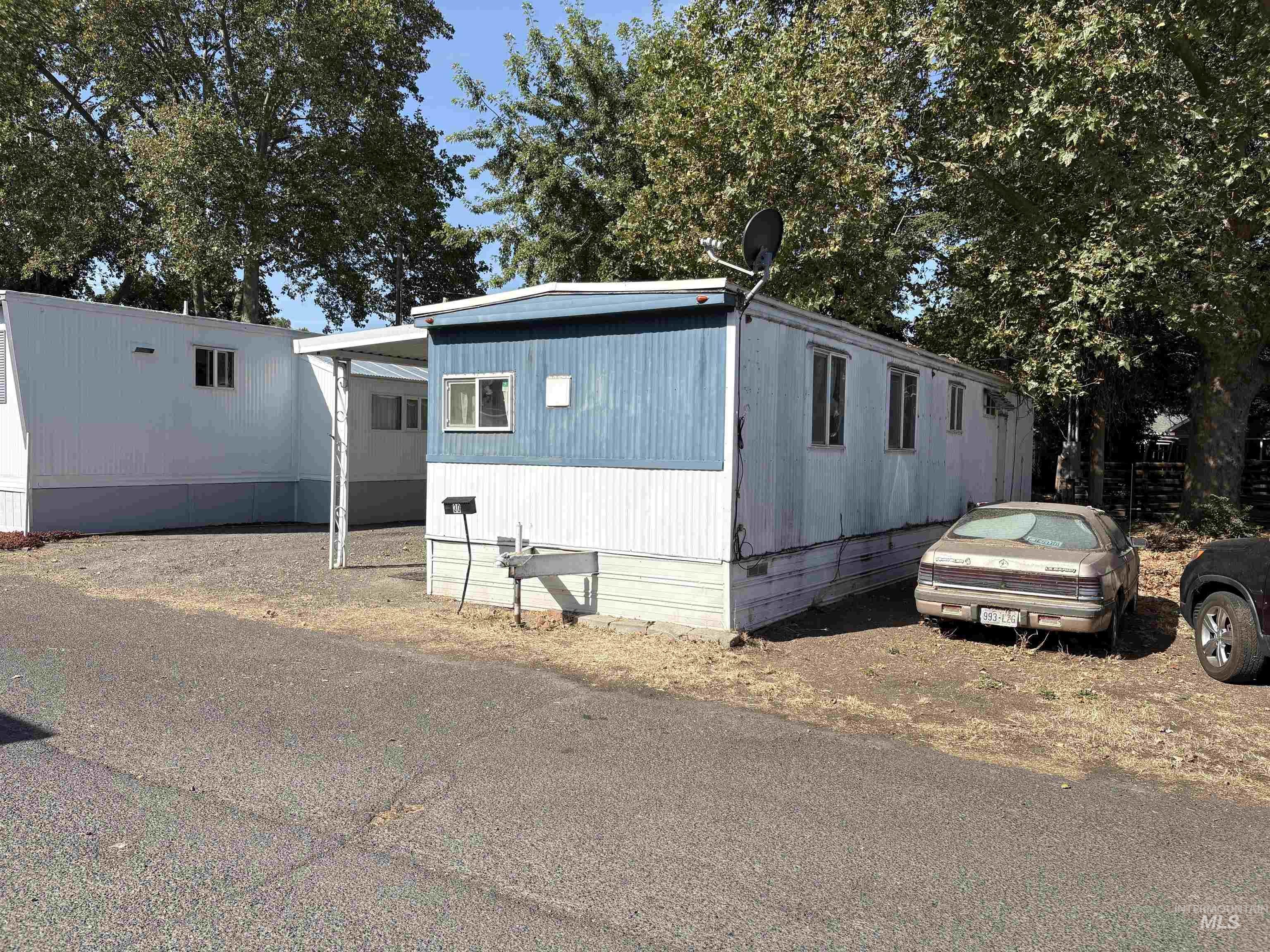 1265 Elm Street — photo