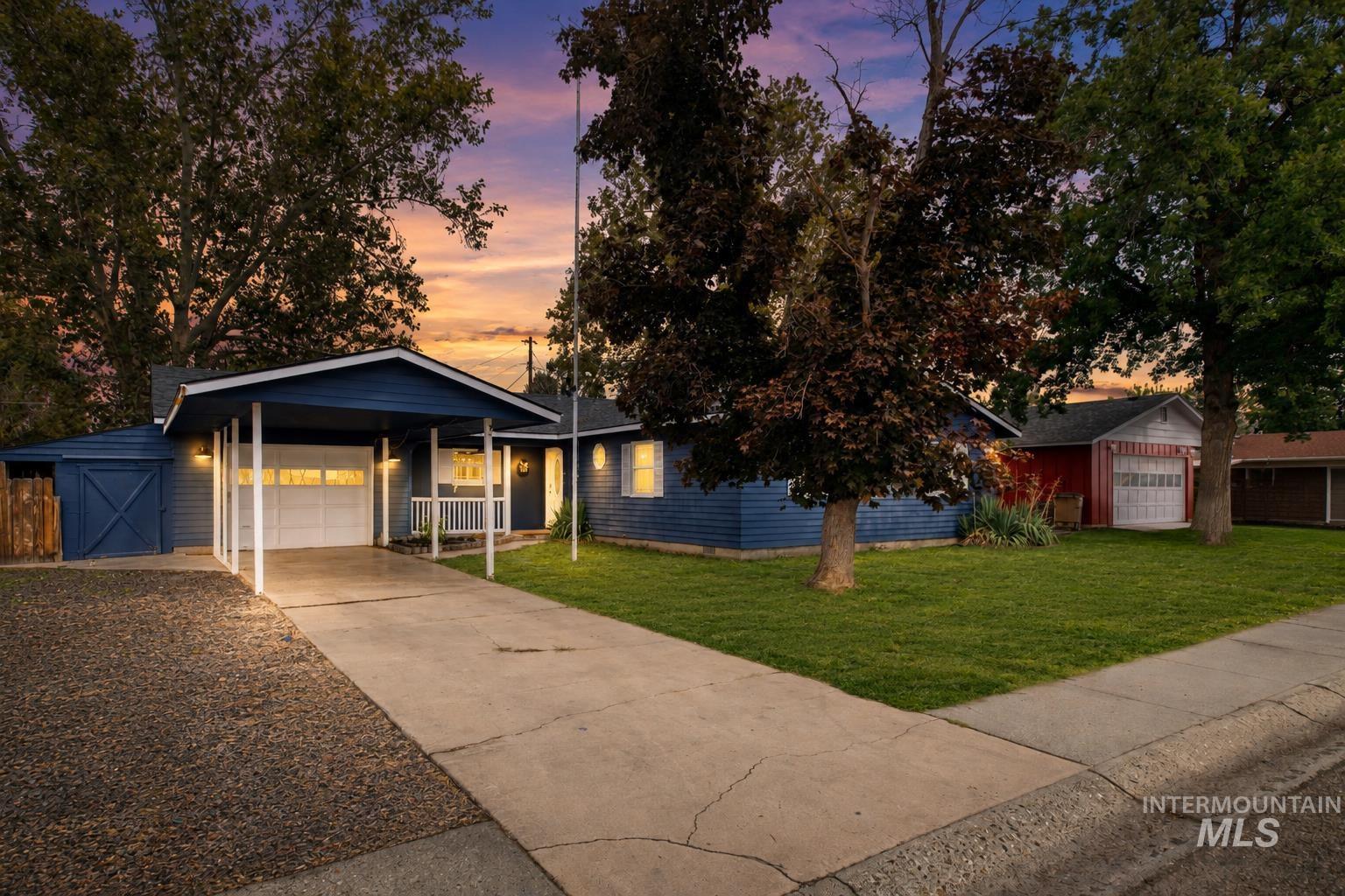 1222 Vista Dr — photo