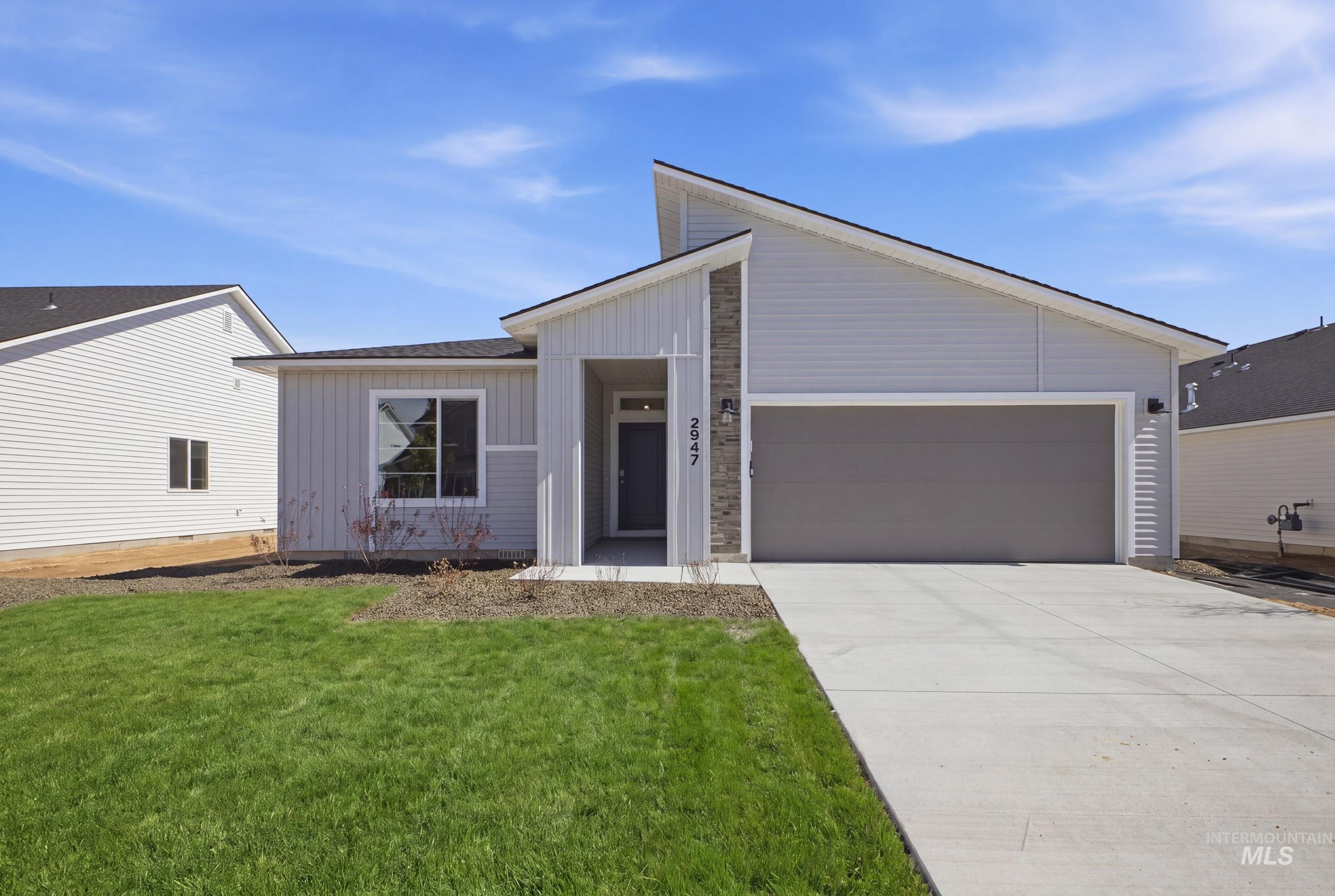 683 W Novak Dr — photo