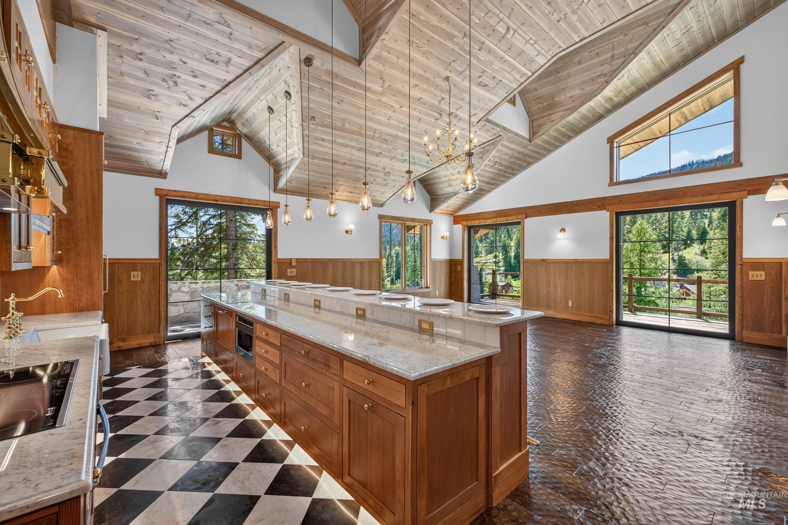 25 Haystack Court — photo