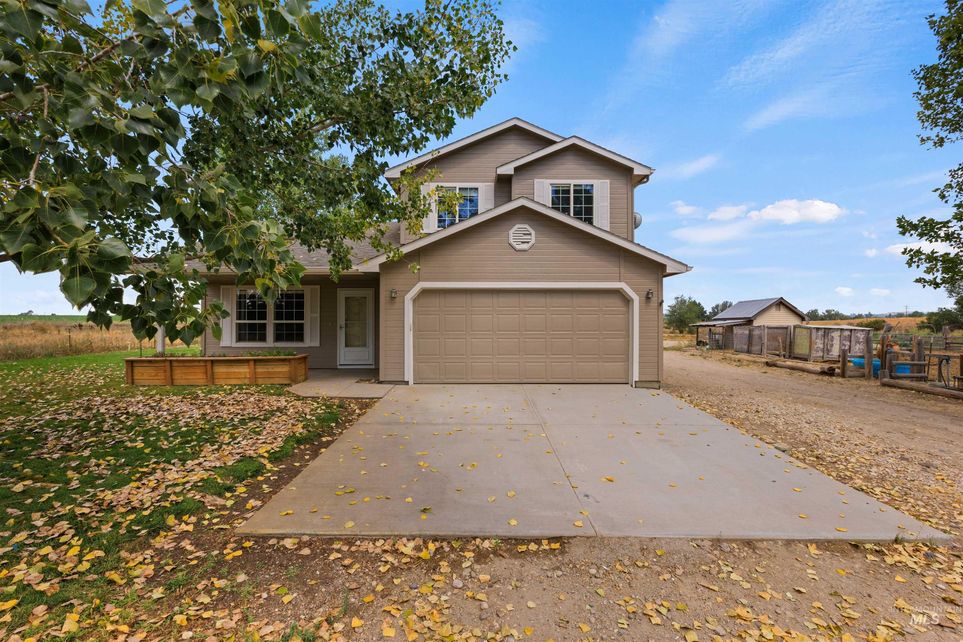 5794 Thompson Rd — photo