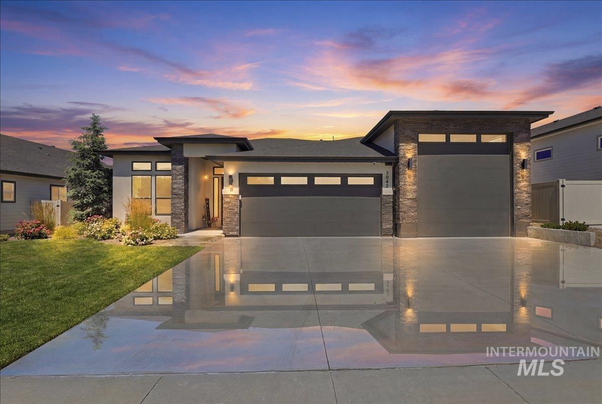 3042 E Columbus River Court — photo
