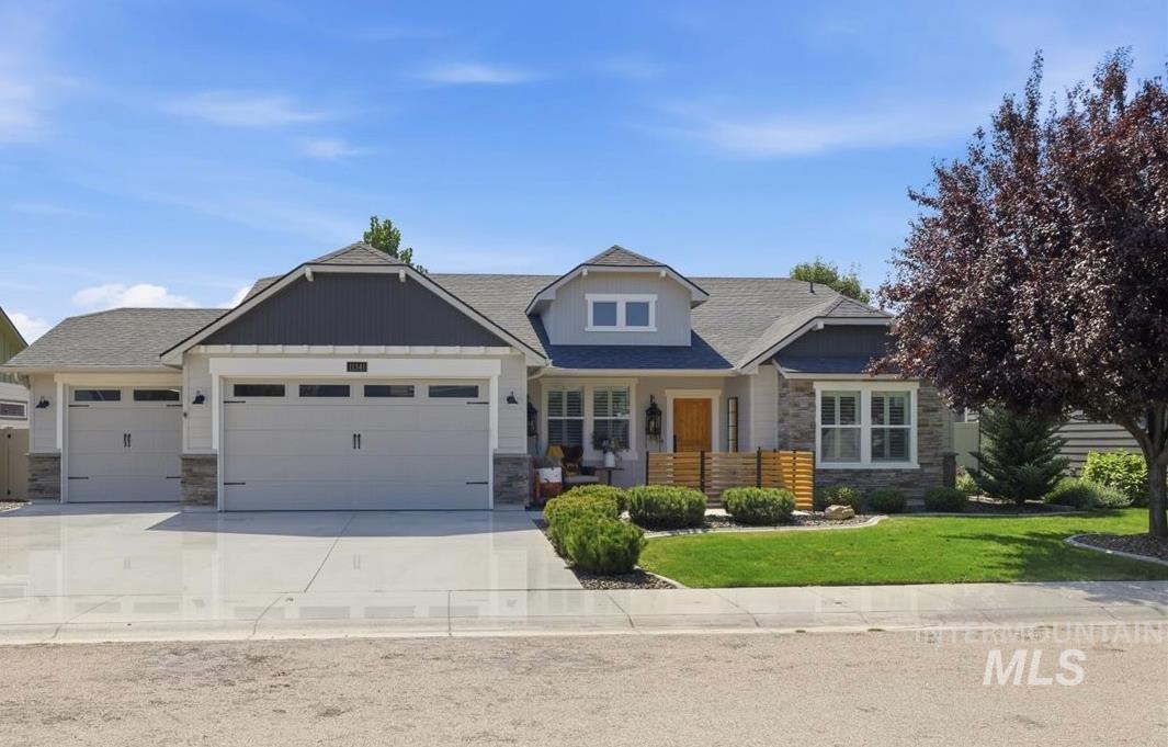 11341 W Mountain Iris St — photo