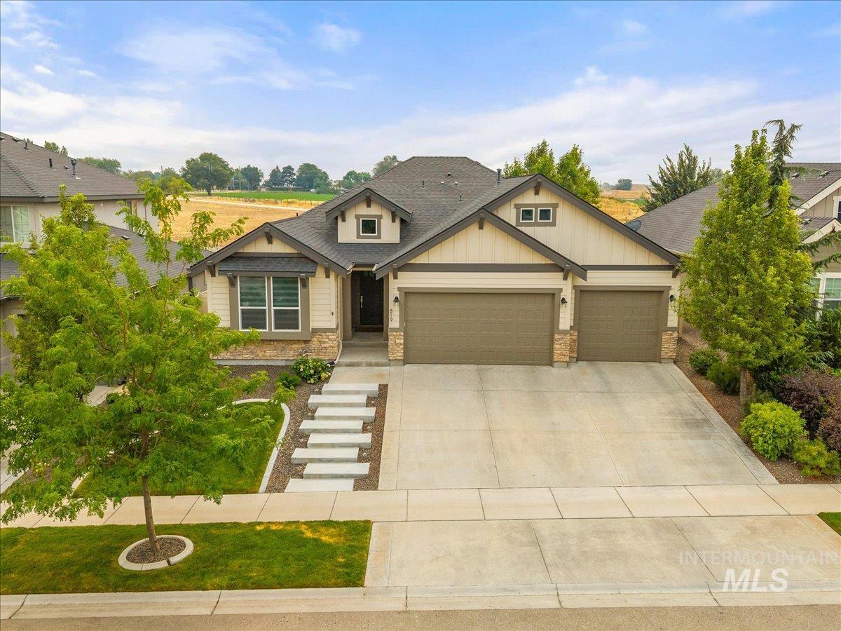 819 E Crest Ridge Dr. — photo