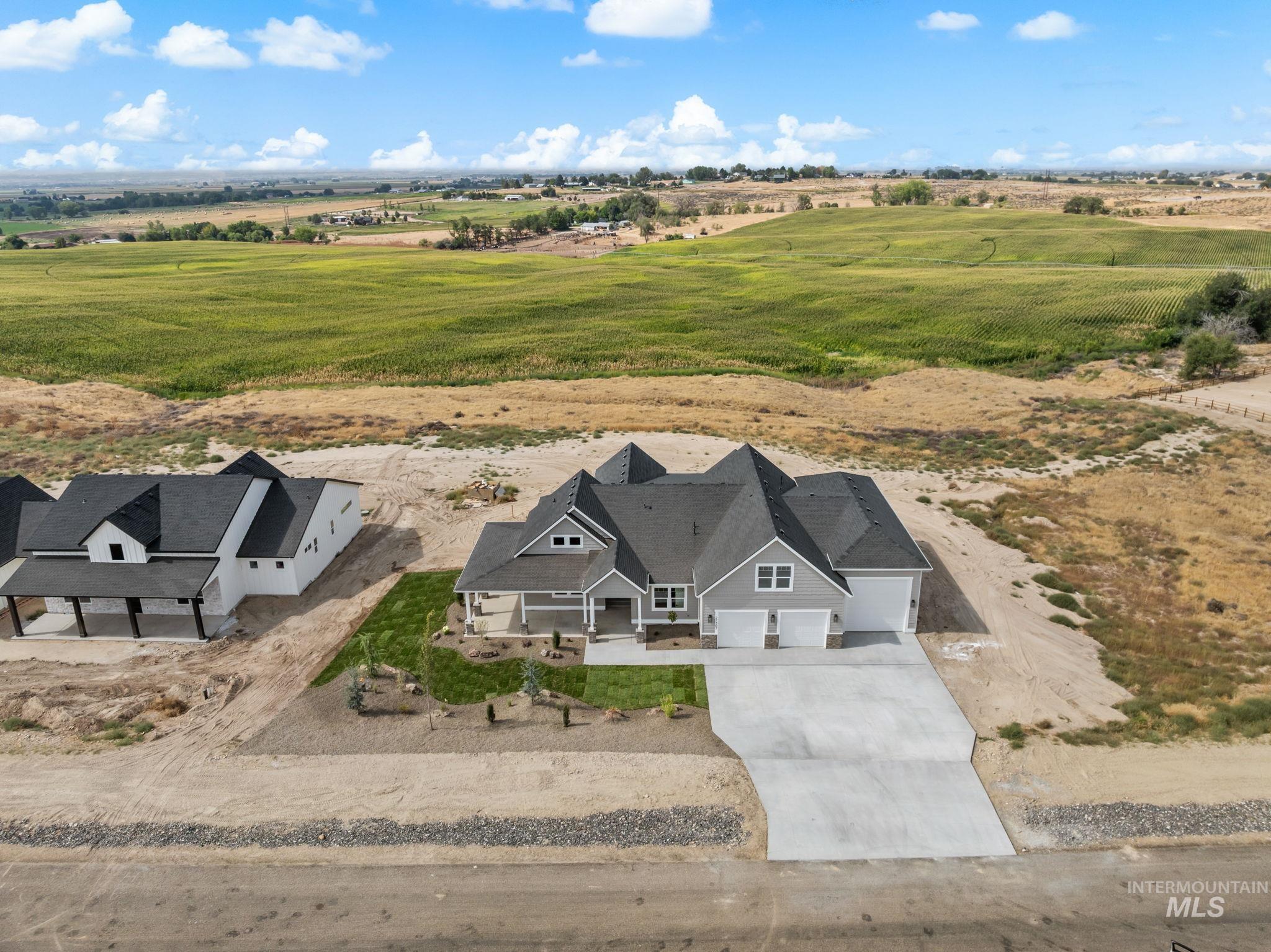 27387 Iron Horse Dr — photo