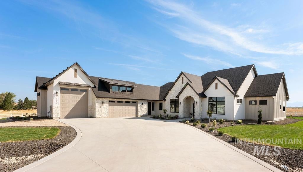 7771 Minam Dr — photo