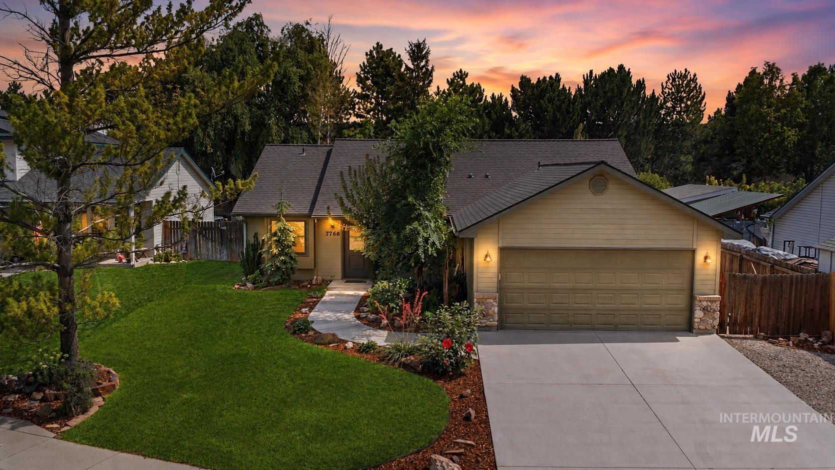 7766 Arlington Dr — photo