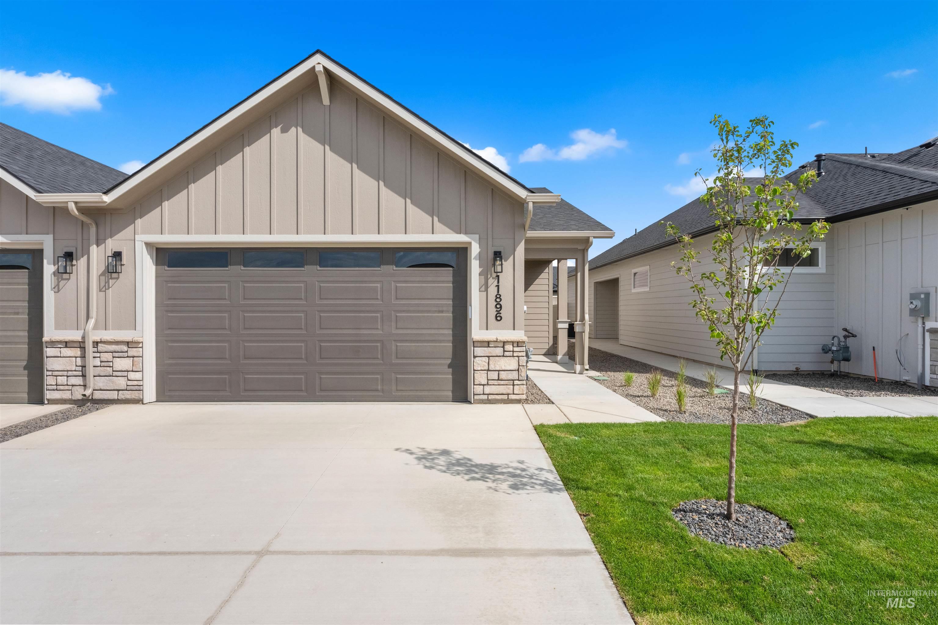 11896 W Joslyn Lane — photo
