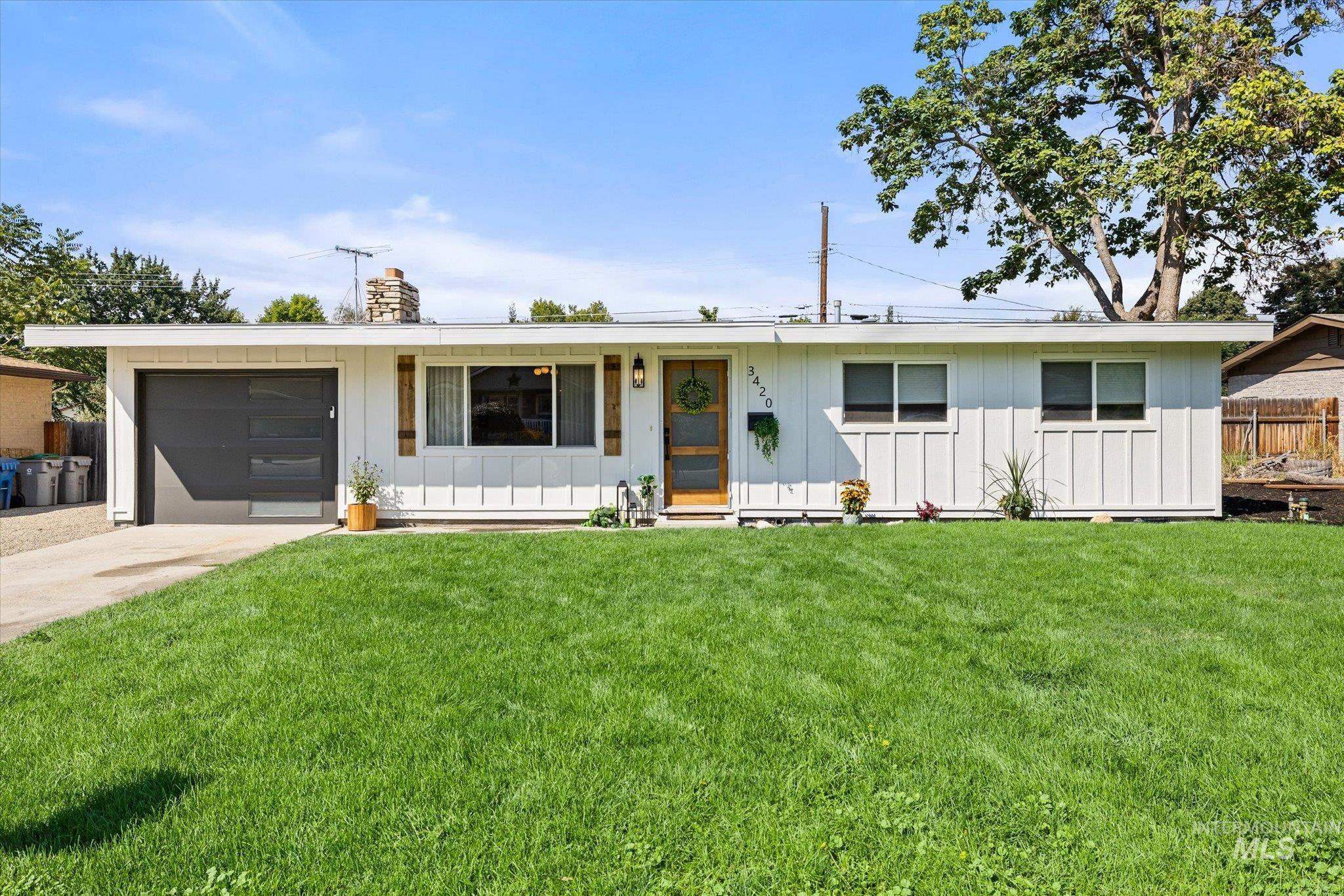 3420 W Sunset Ave. — photo