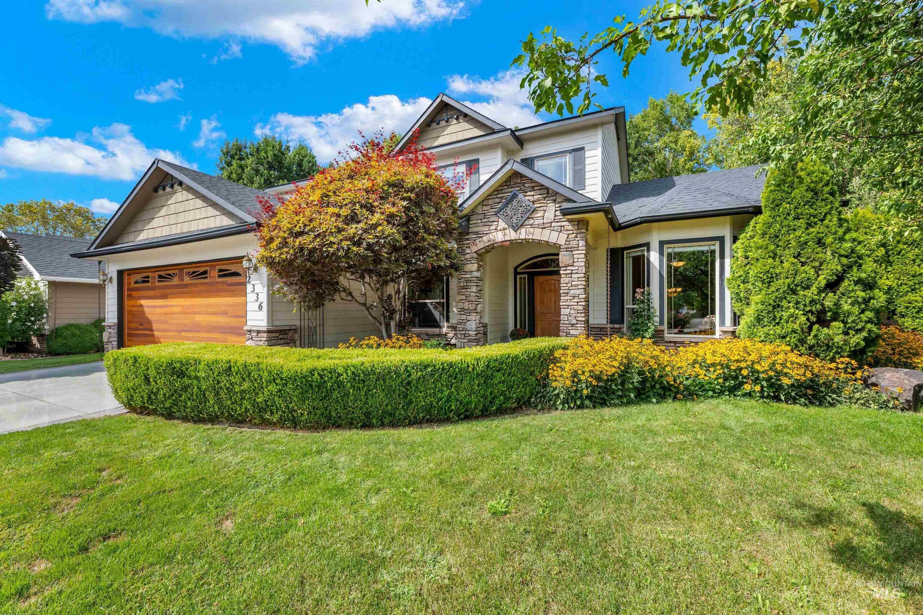 2336 E Summer Dawn Dr — photo