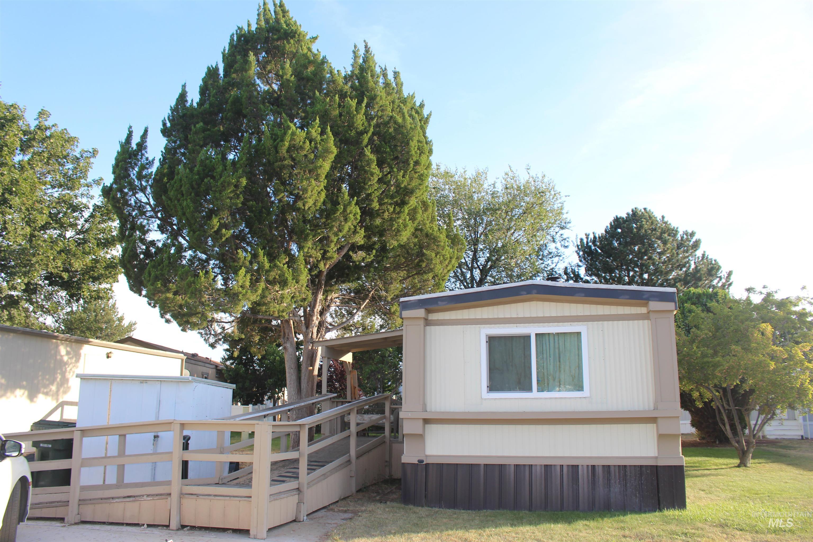 700 E Fairview Ave Trlr 168 — photo
