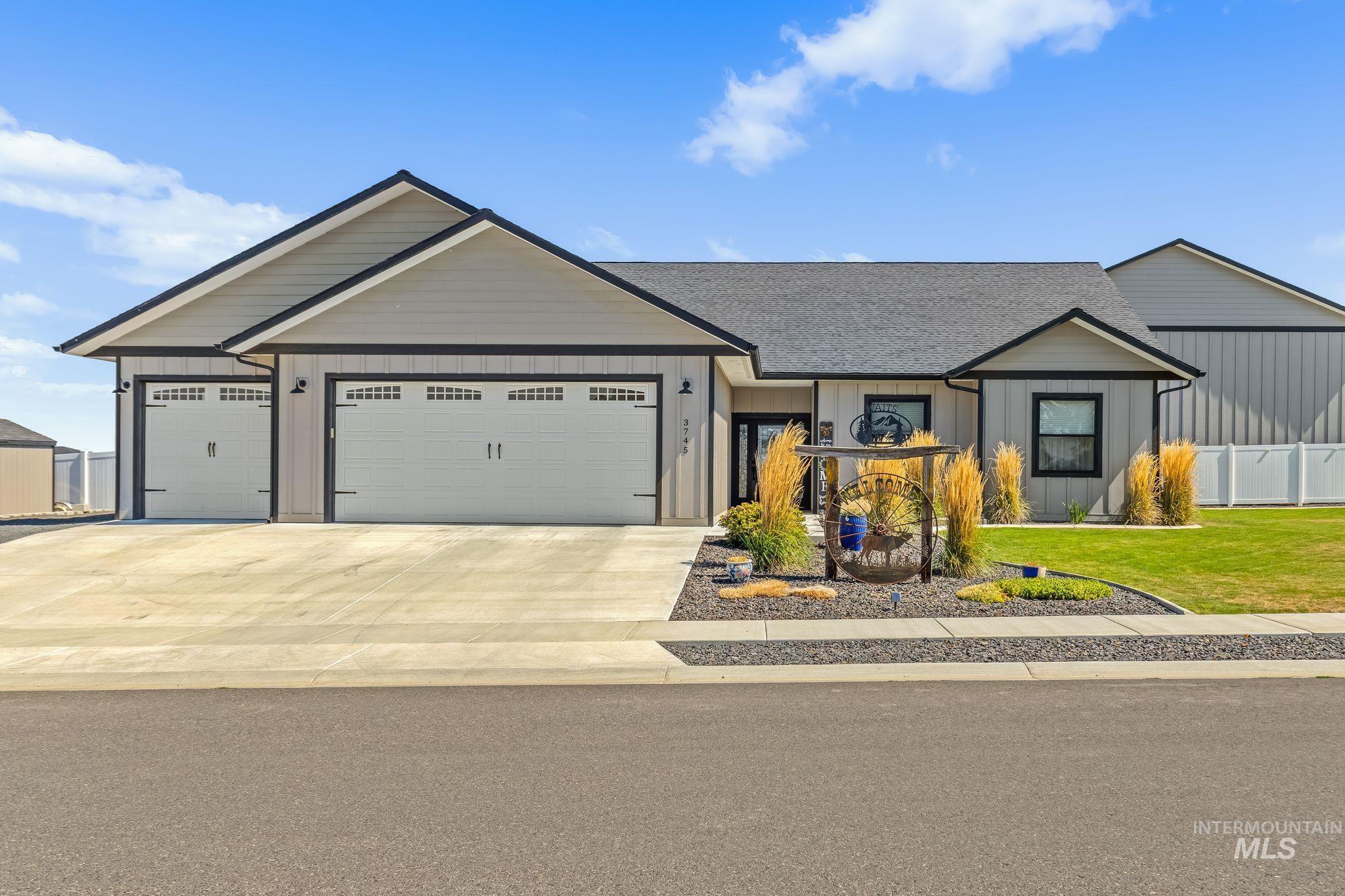 3745 Skyview Drive — photo
