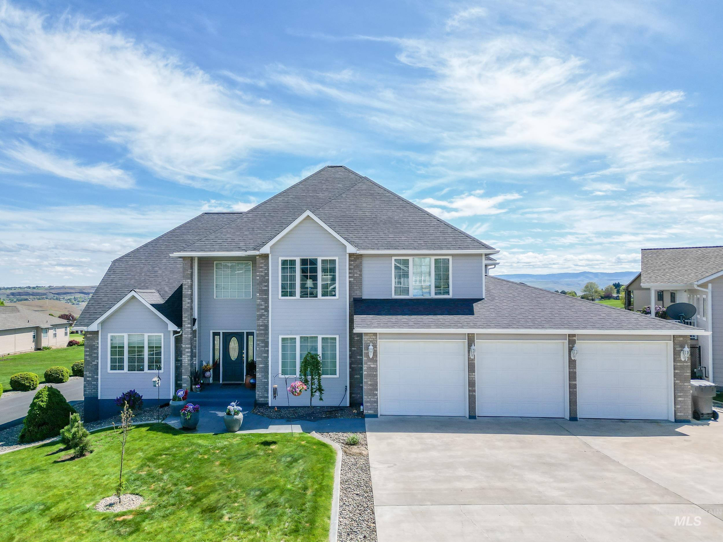 3535 Quailridge Dr — photo