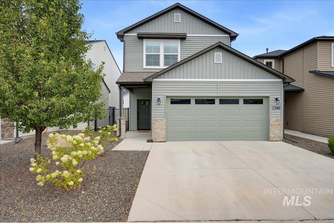 2348 E Tiger Lily Dr — photo