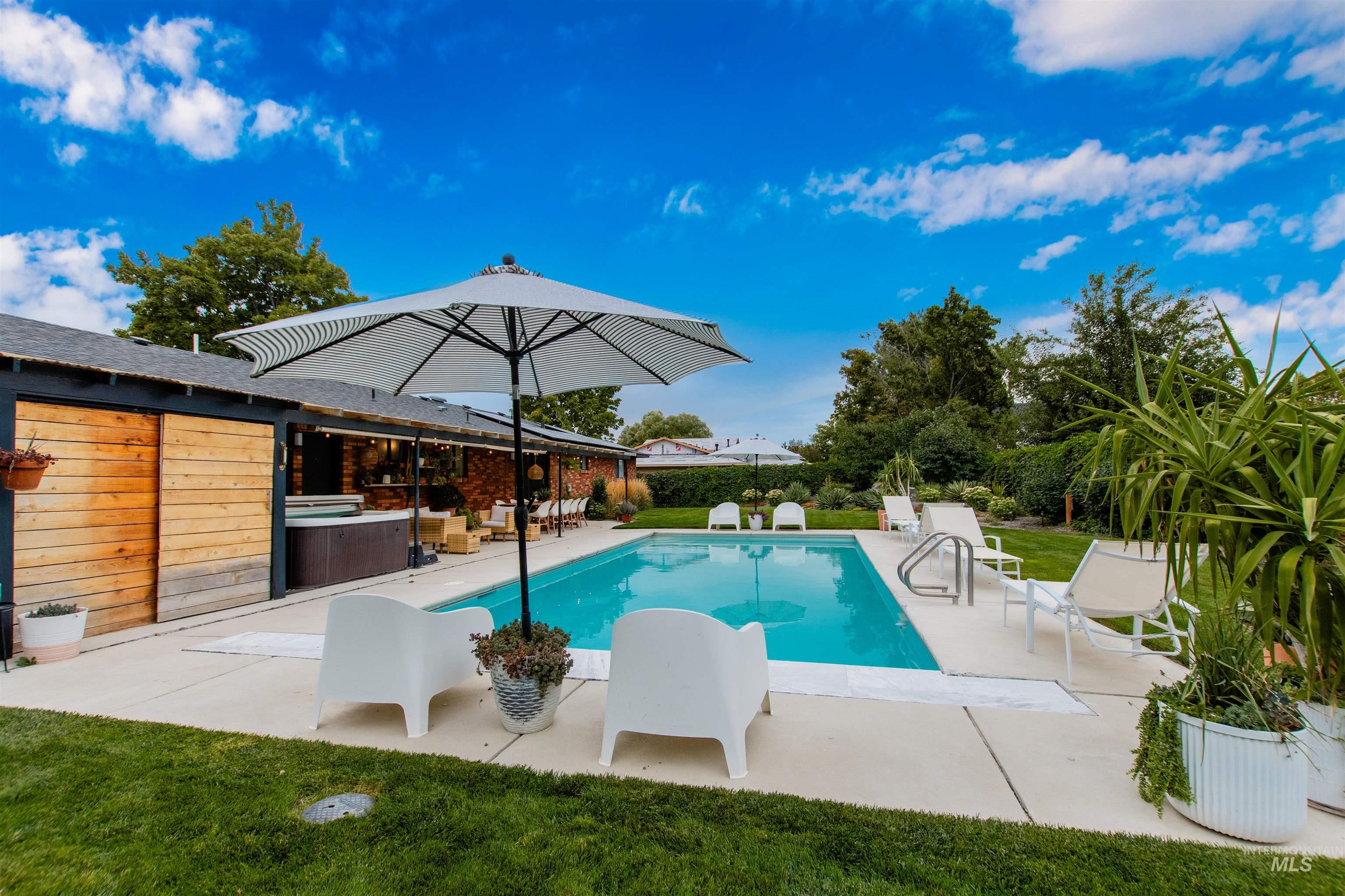 401 Fletcher Drive — photo