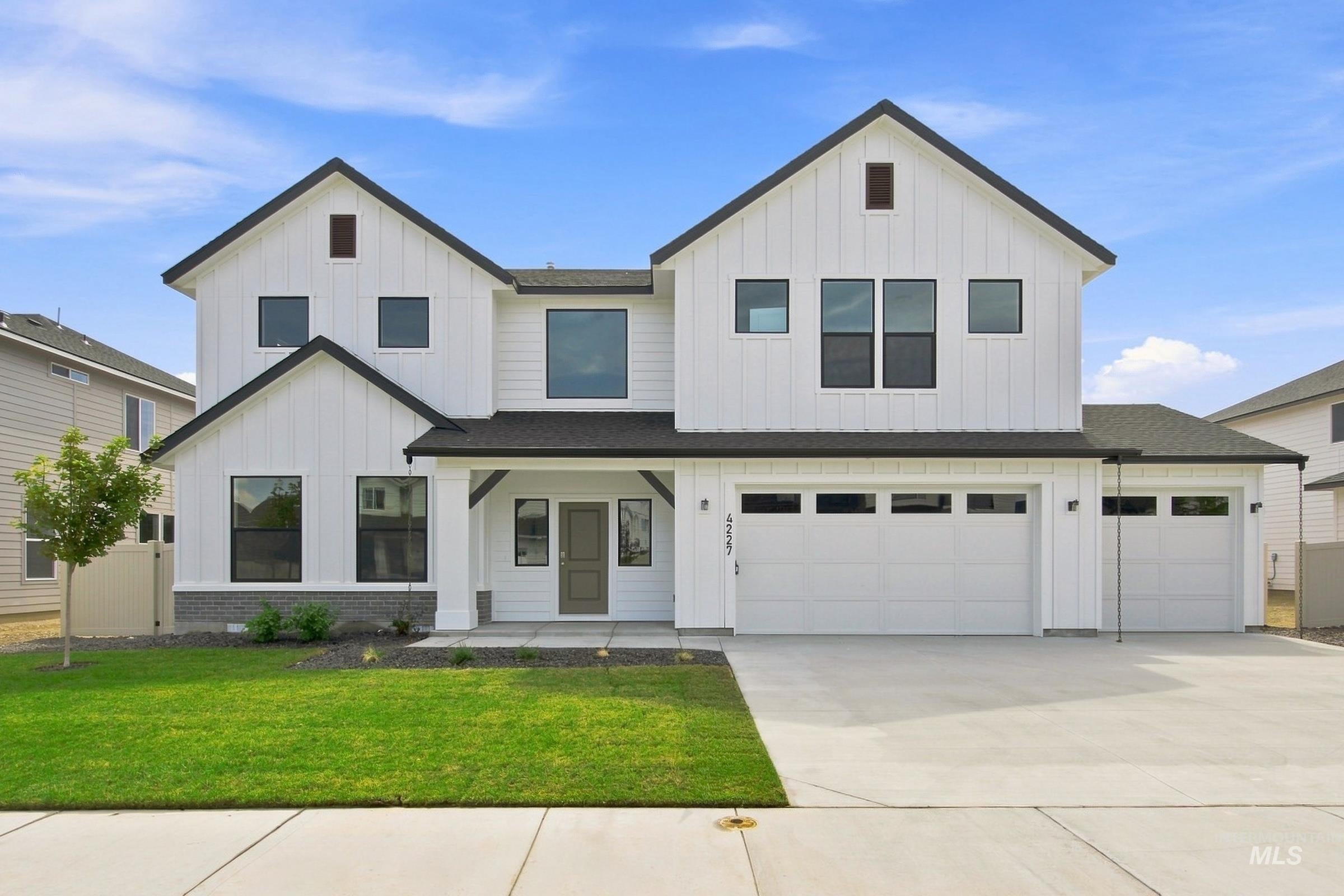 2355 W Tar Sands Dr — photo