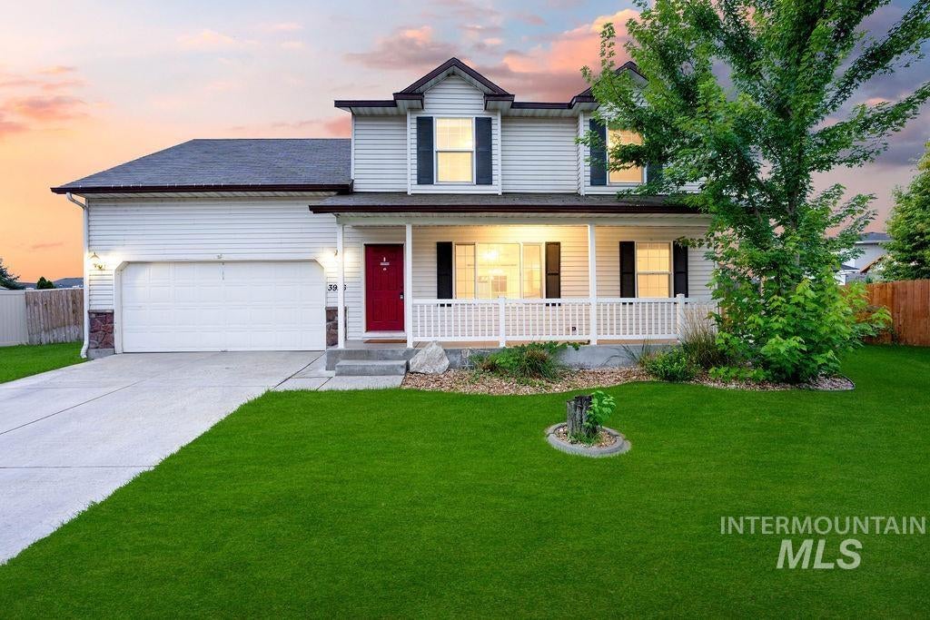 3936 E Clear Springs Dr — photo