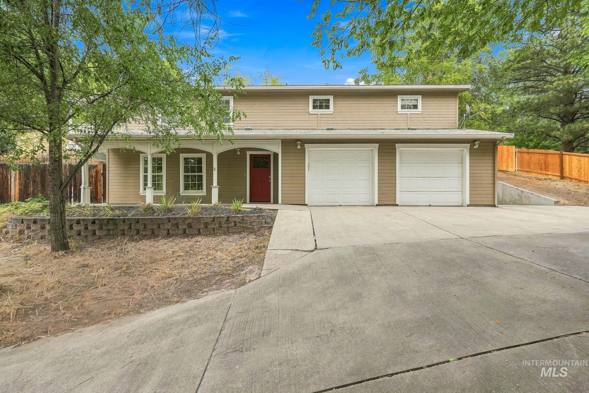 2442 W Hill Rd — photo