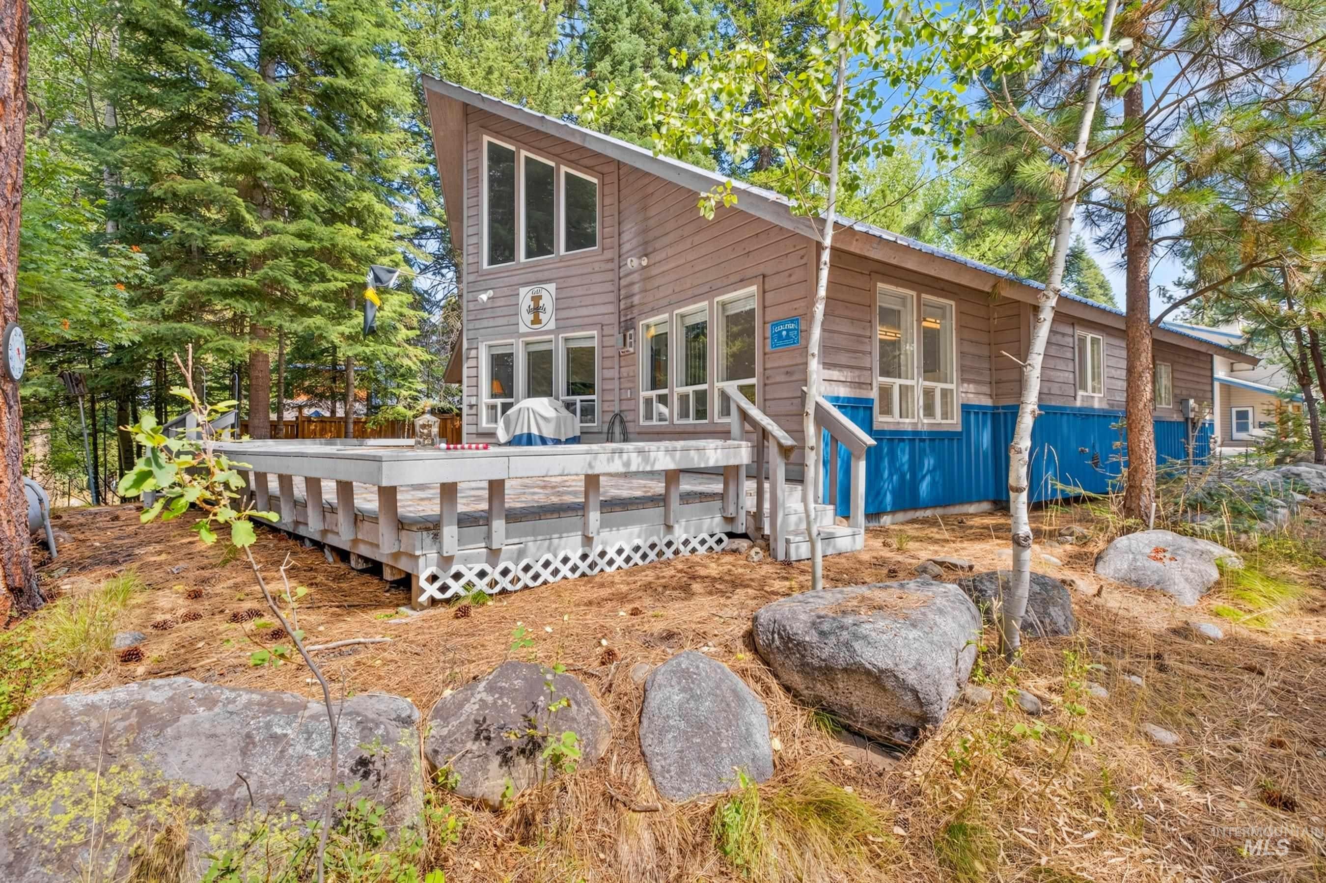 918 Fairway Drive — photo