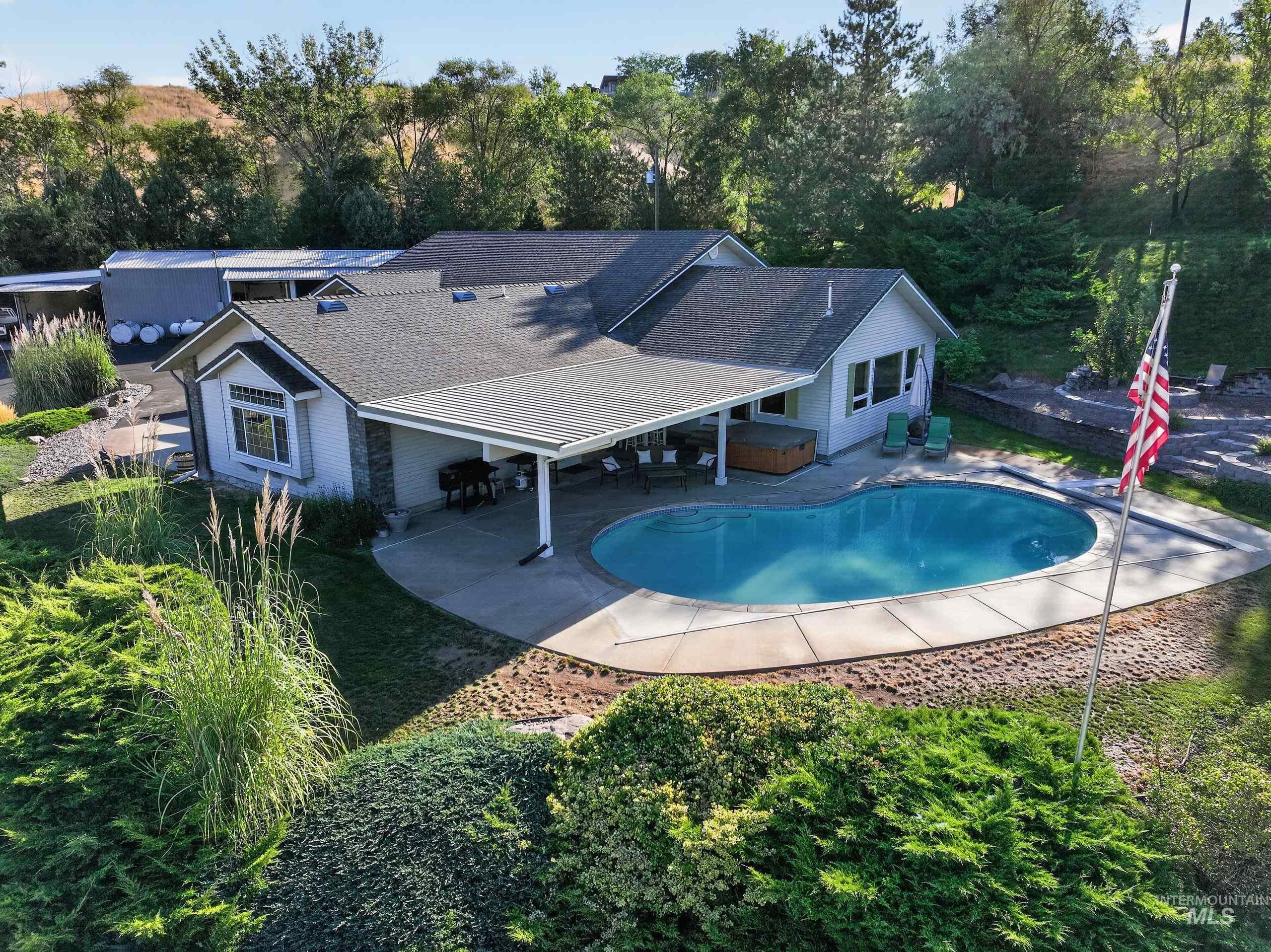 5540 Finley Rd — photo