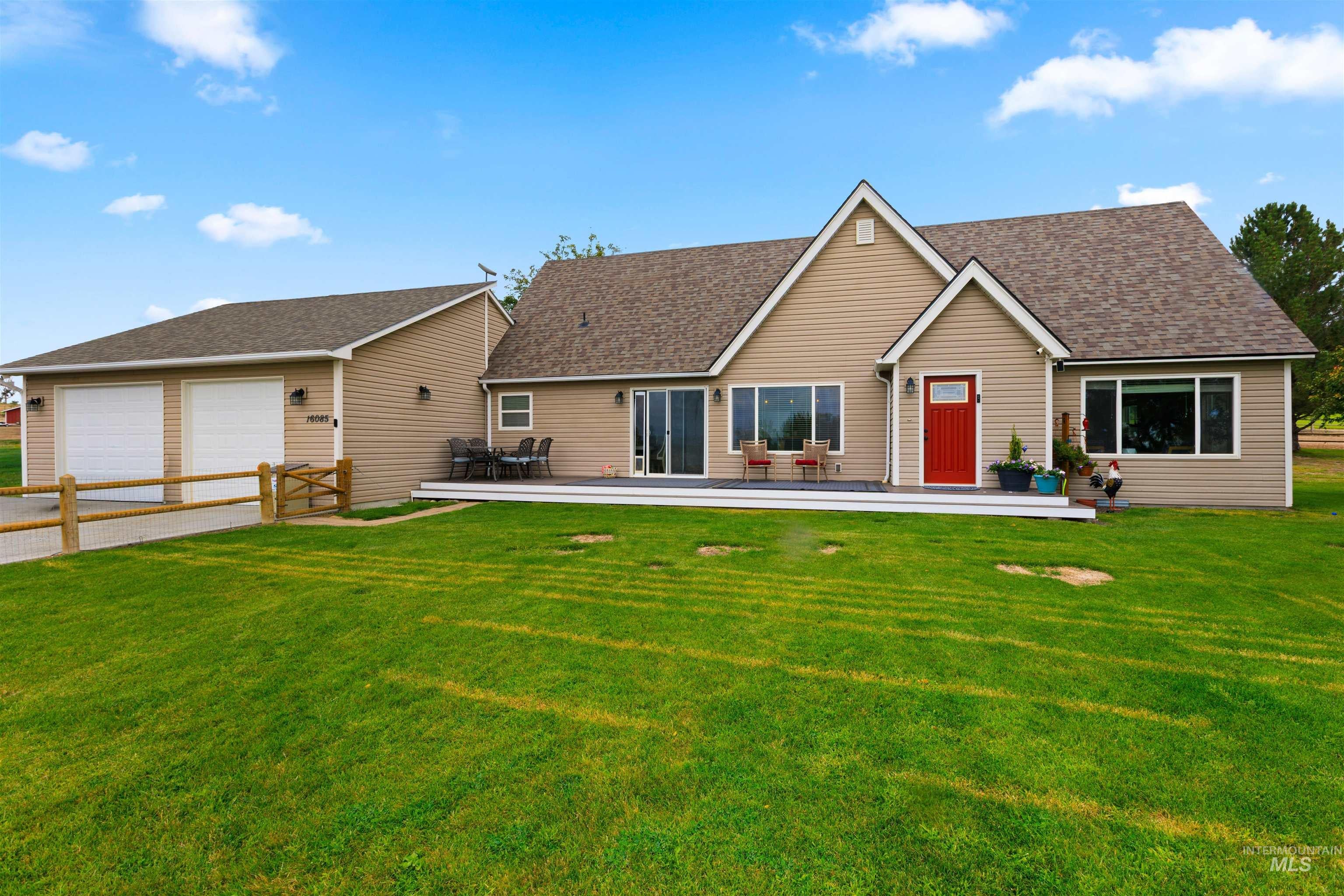 16085 Charleston Dr. — photo