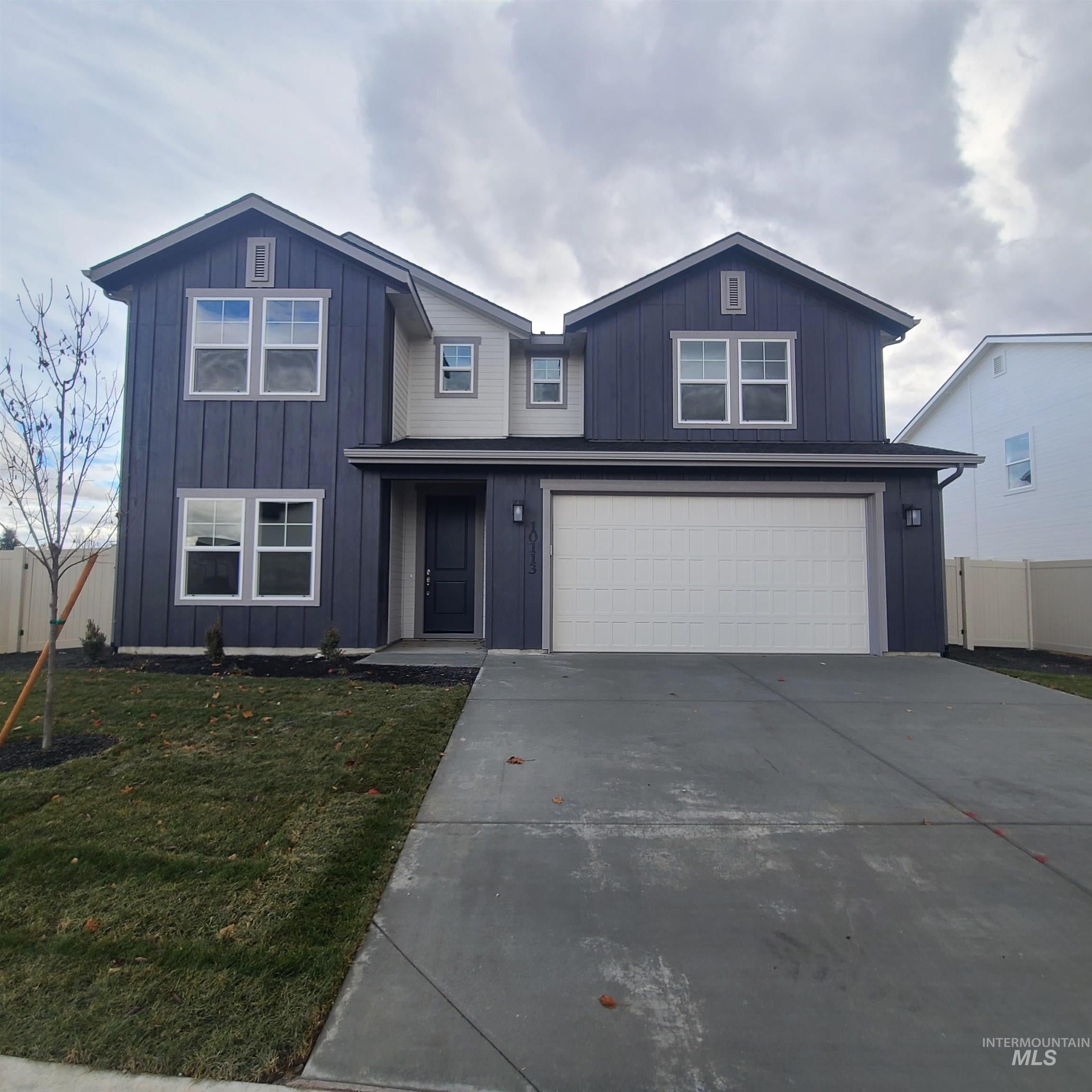 3511 W Caddisfly St. — photo
