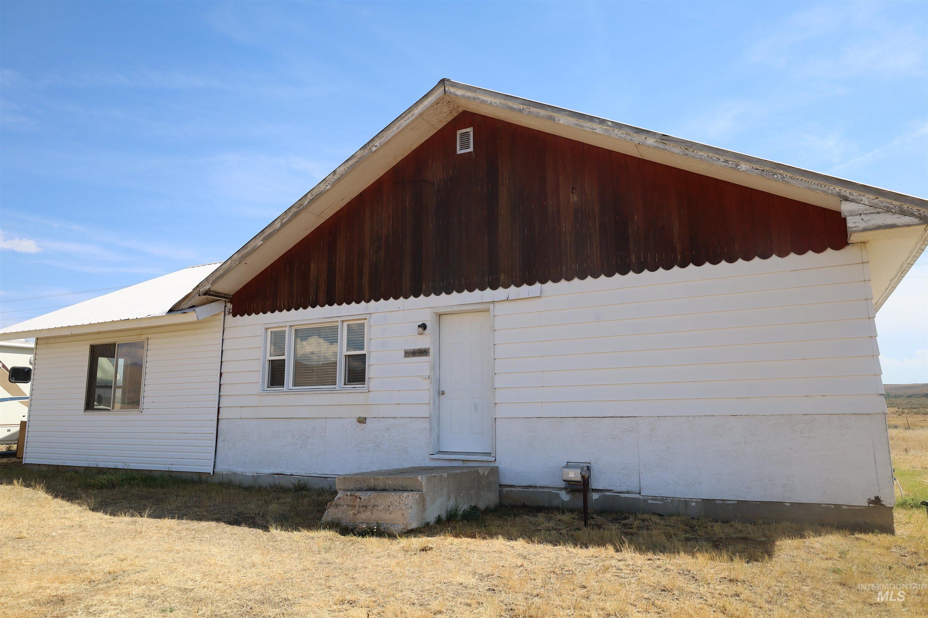 1674 Little Wood Reservoir Road — photo