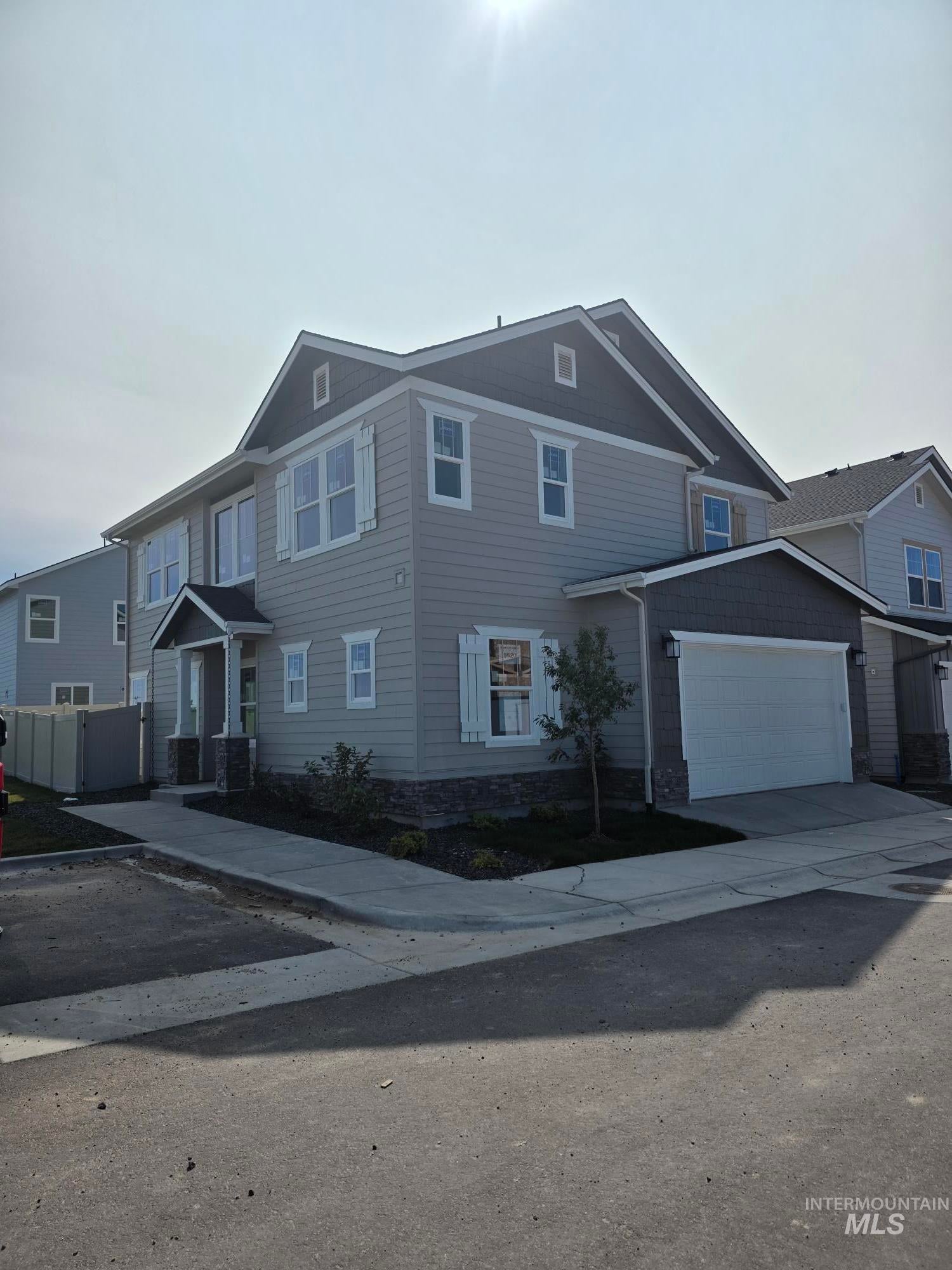 9488 S Stonefly Ave. — photo