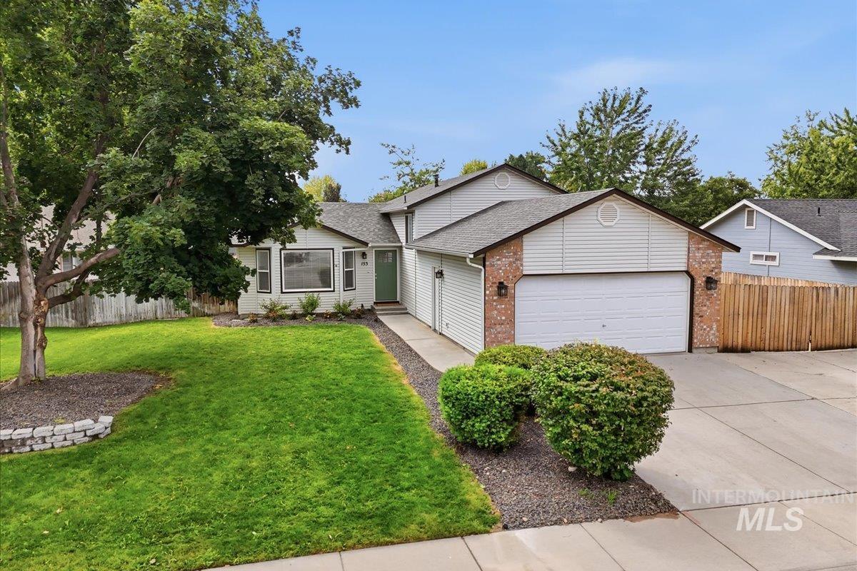 153 W Chrisfield Dr — photo