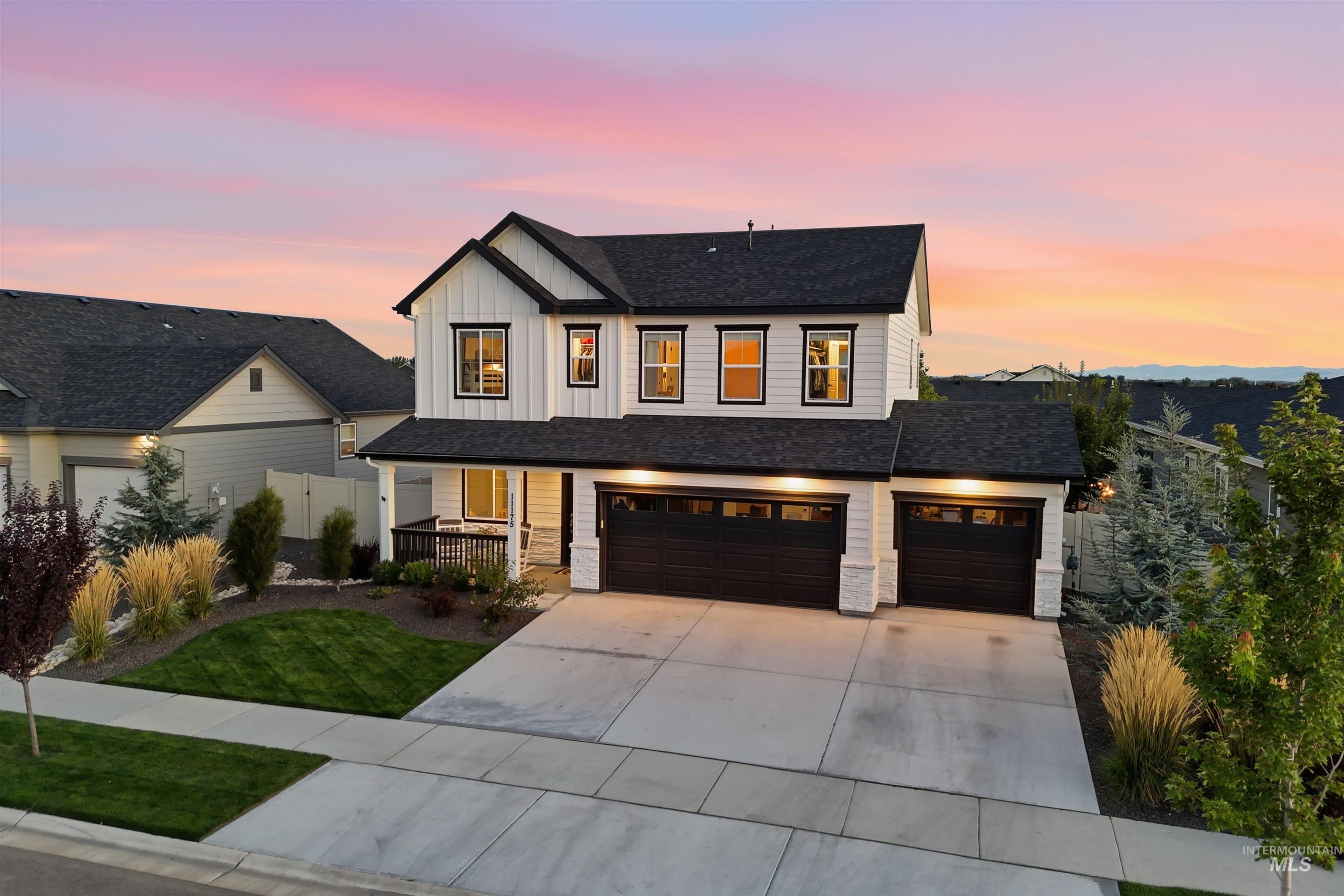 11175 W Soaring Hawk Street — photo