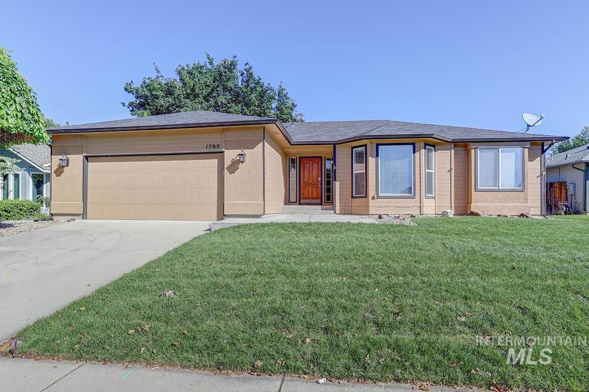 1560 E Falconrim Ct — photo