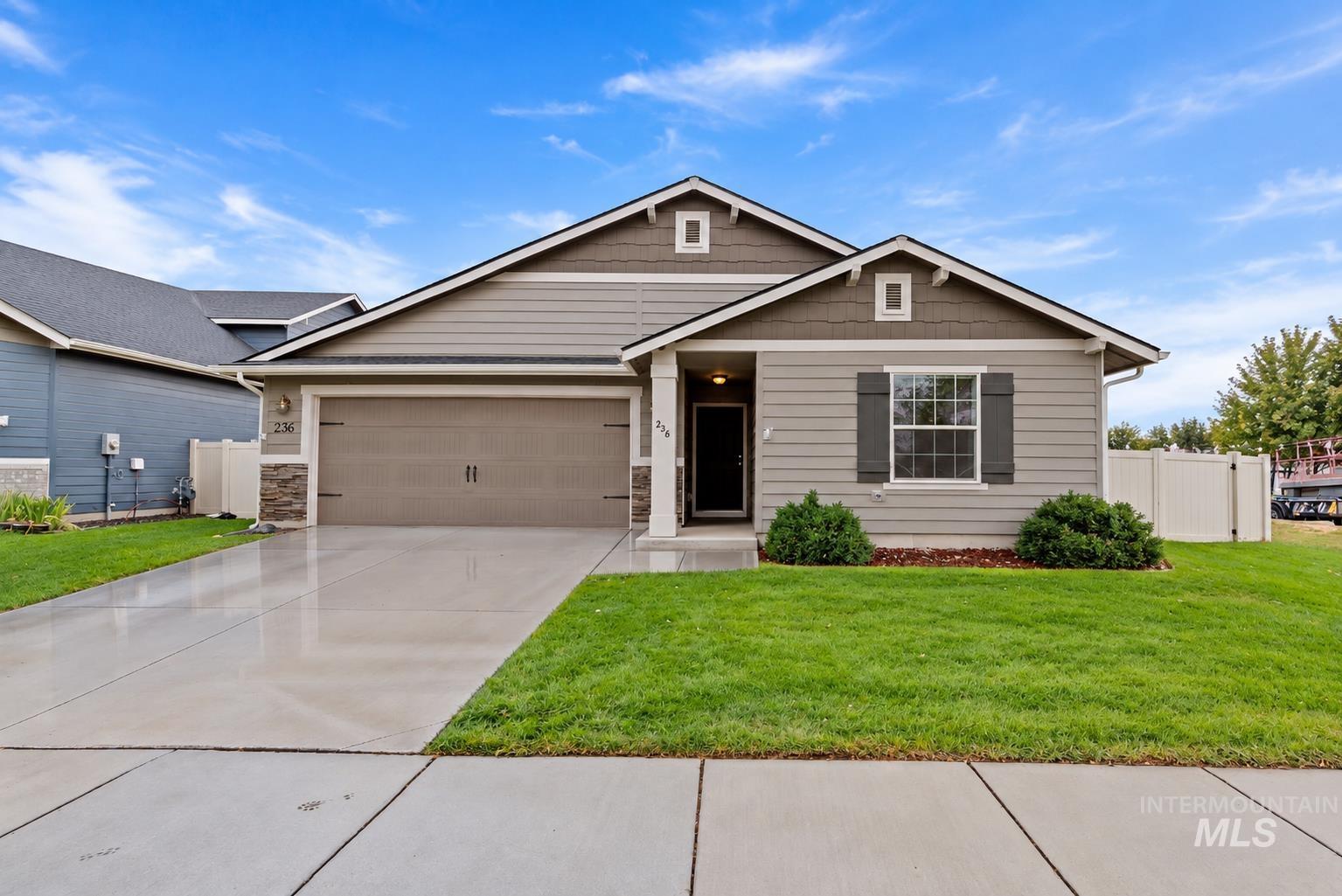 236 W Screech Owl Drive — photo
