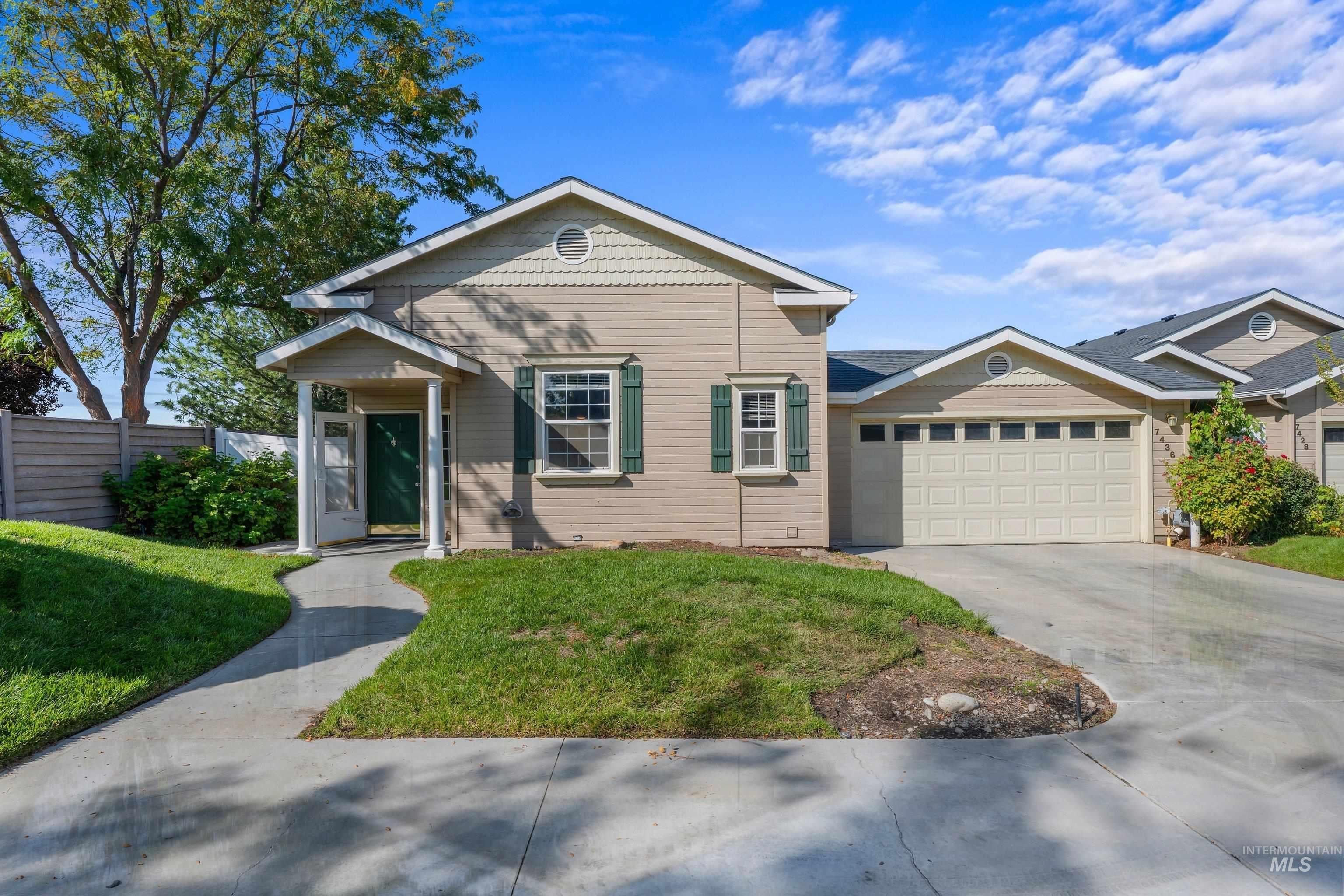 7436 W Garden Glen Drive — photo