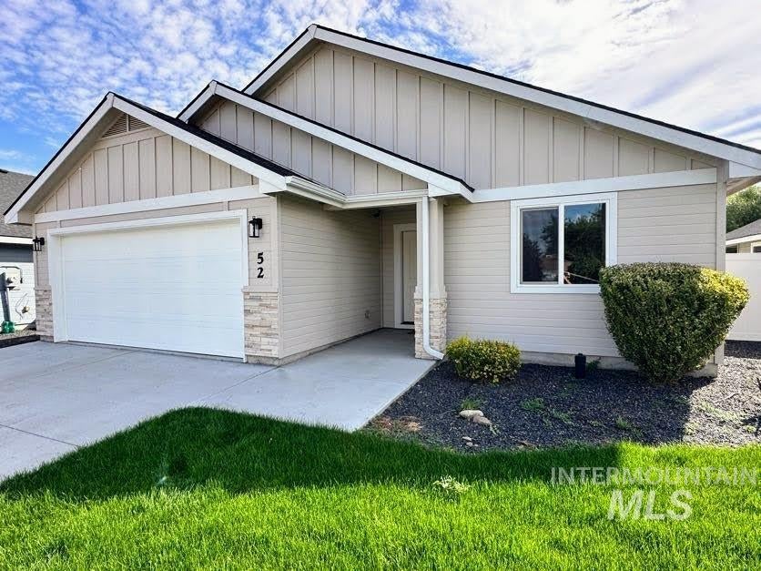 52 Sunset Dr — photo