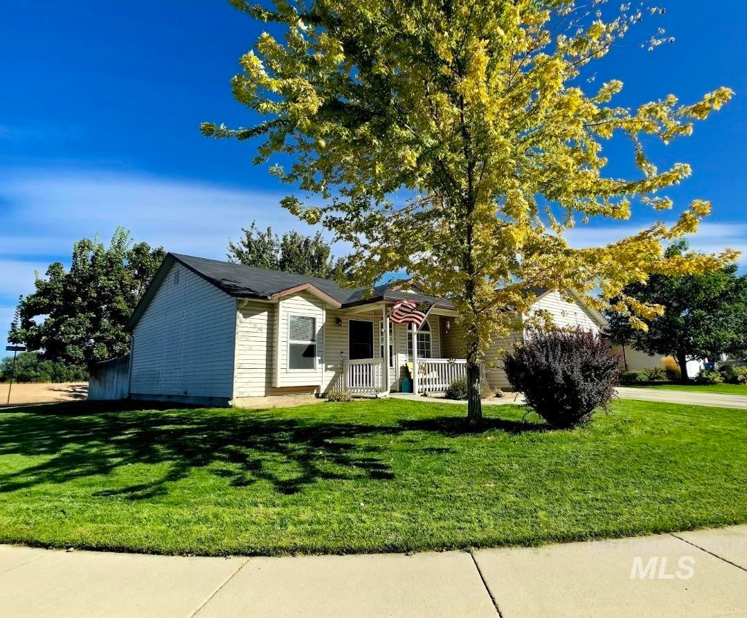 1614 S Woodland Dr — photo