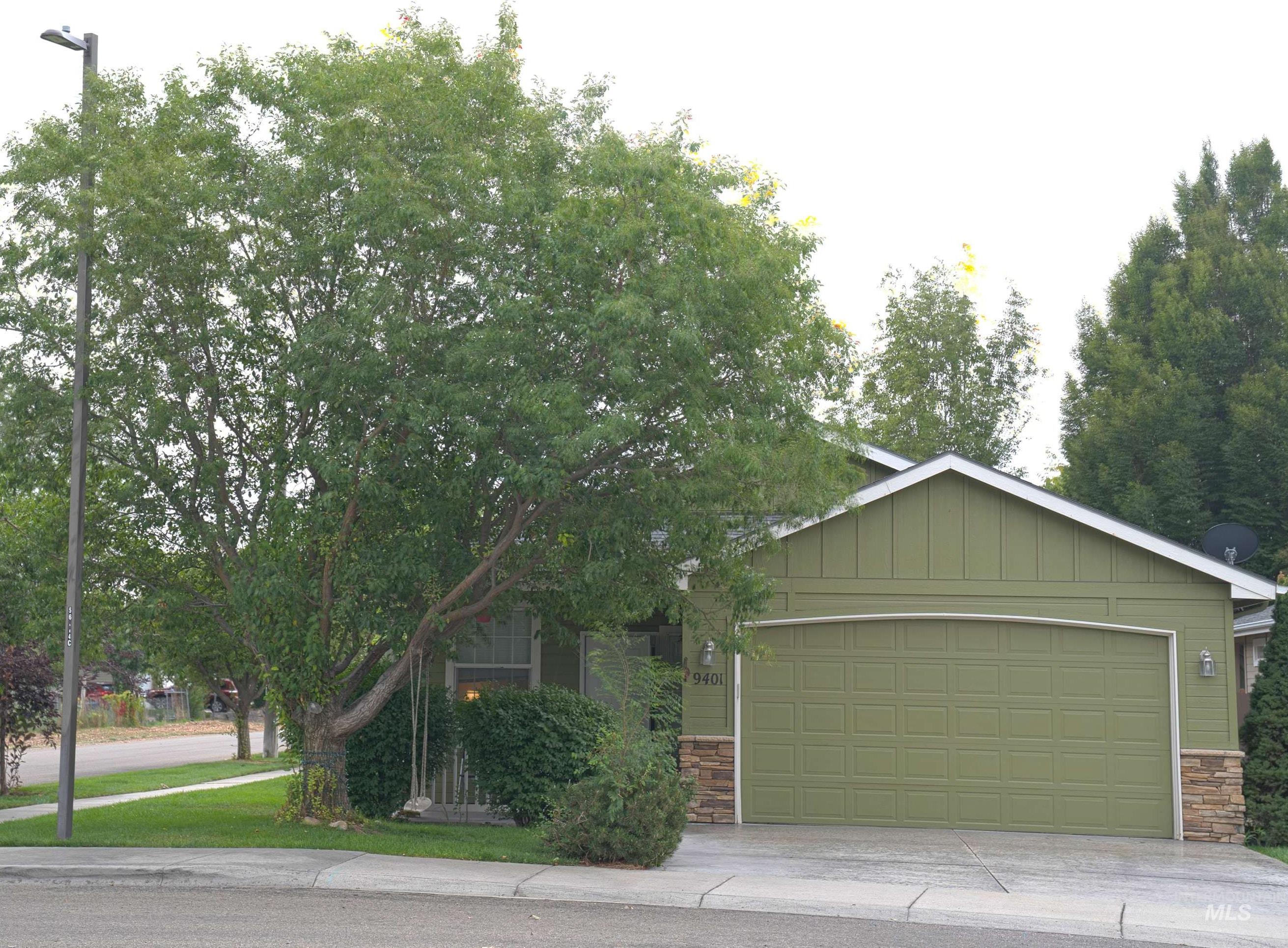 9401 W Granger Ct — photo