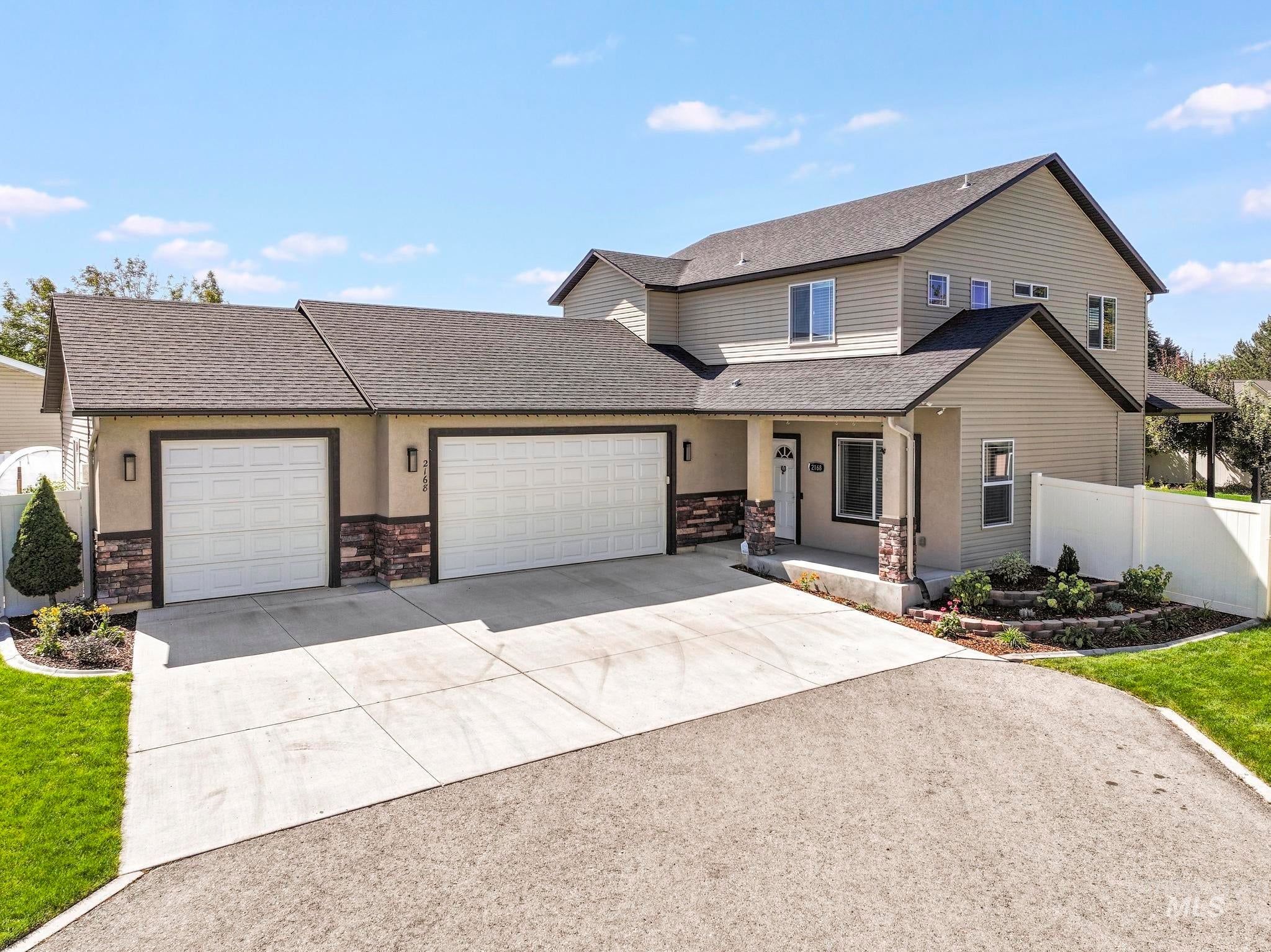 2168 Candleridge Dr — photo
