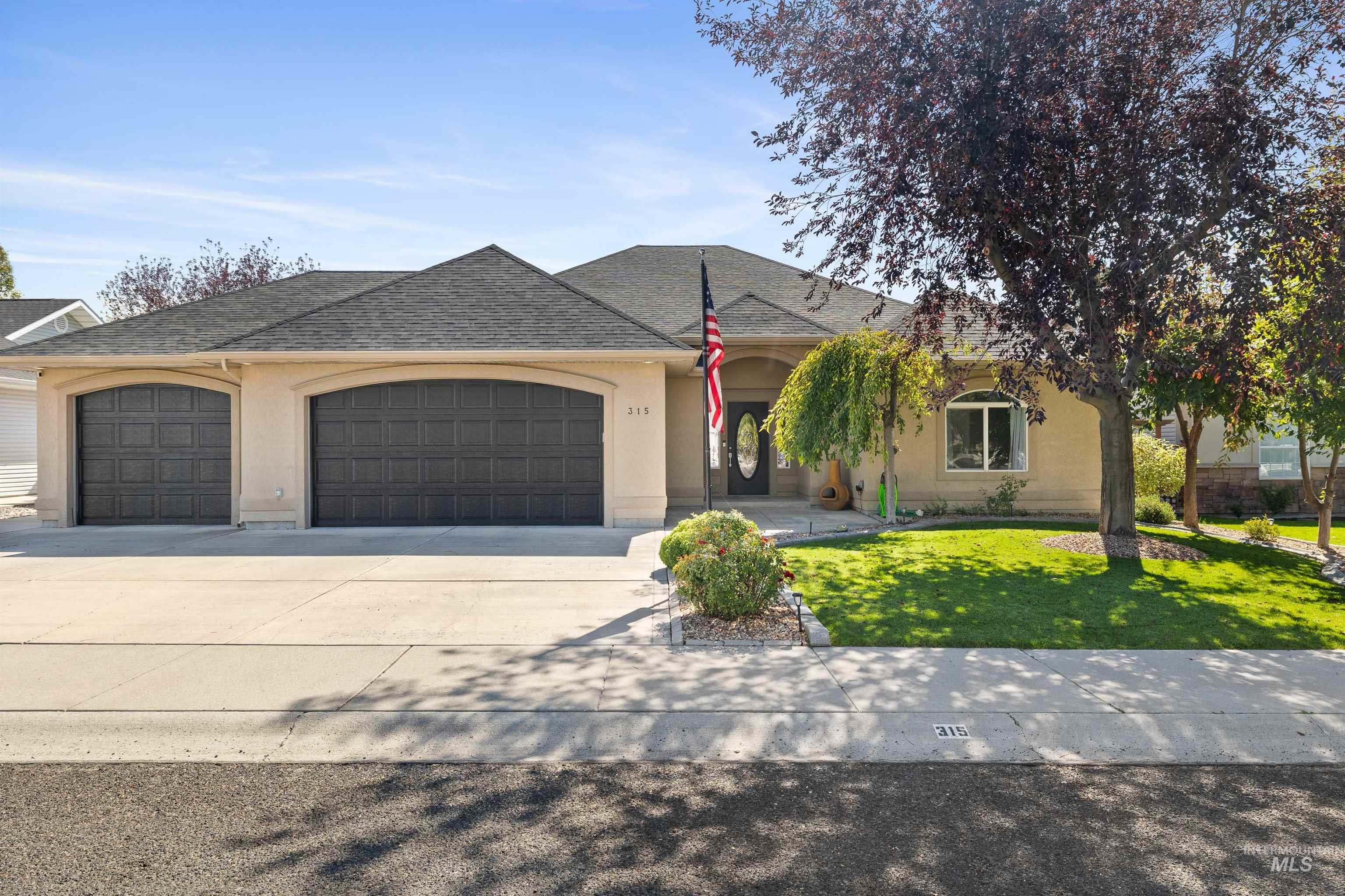 315 Shadetree Trail — photo