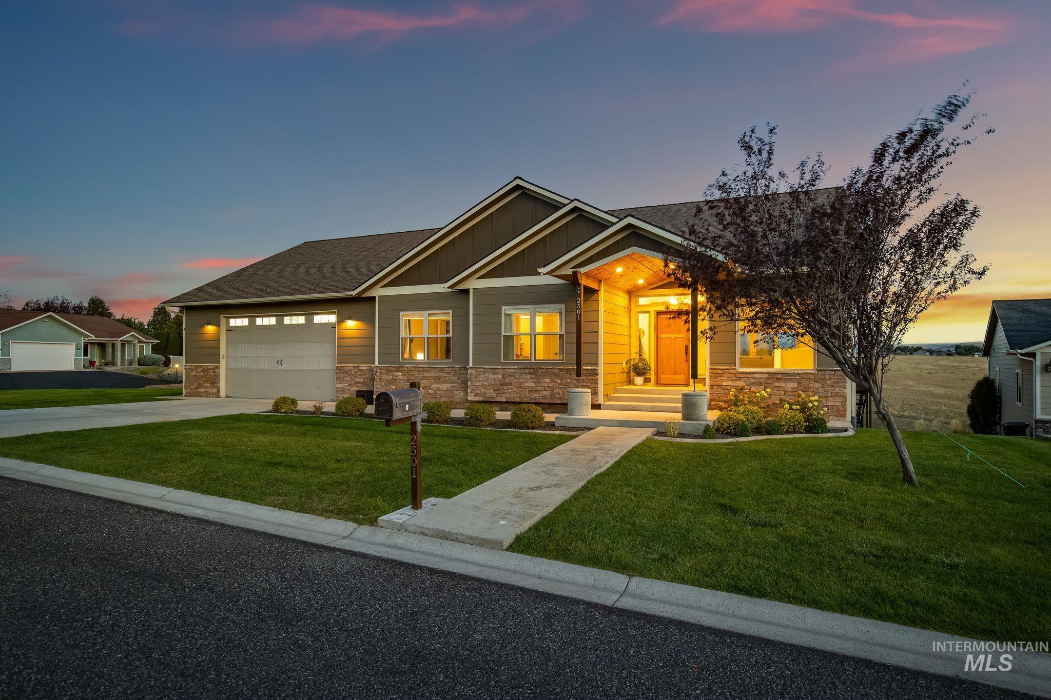 2501 Westridge Court — photo