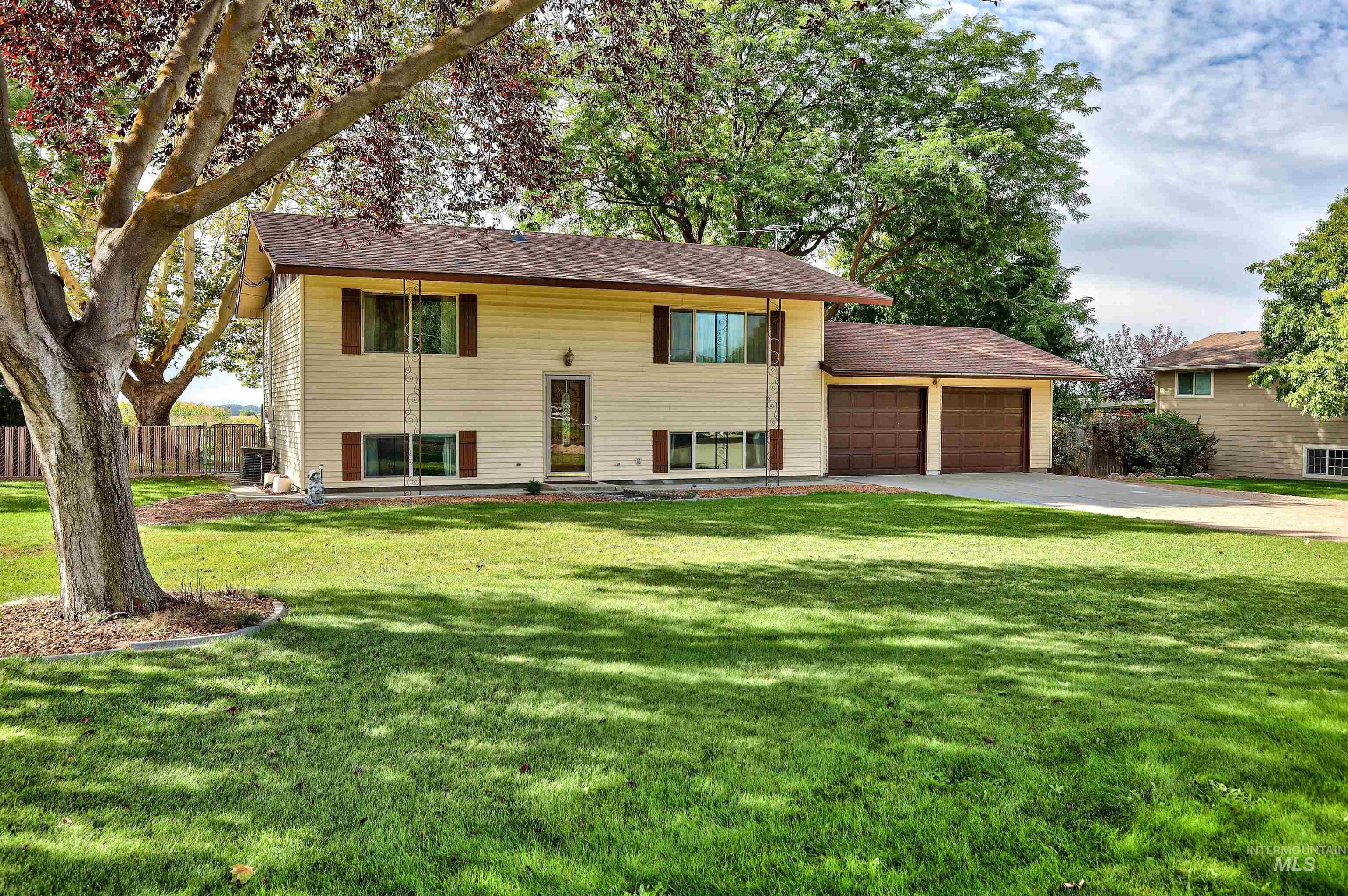 7301 Lima Dr — photo