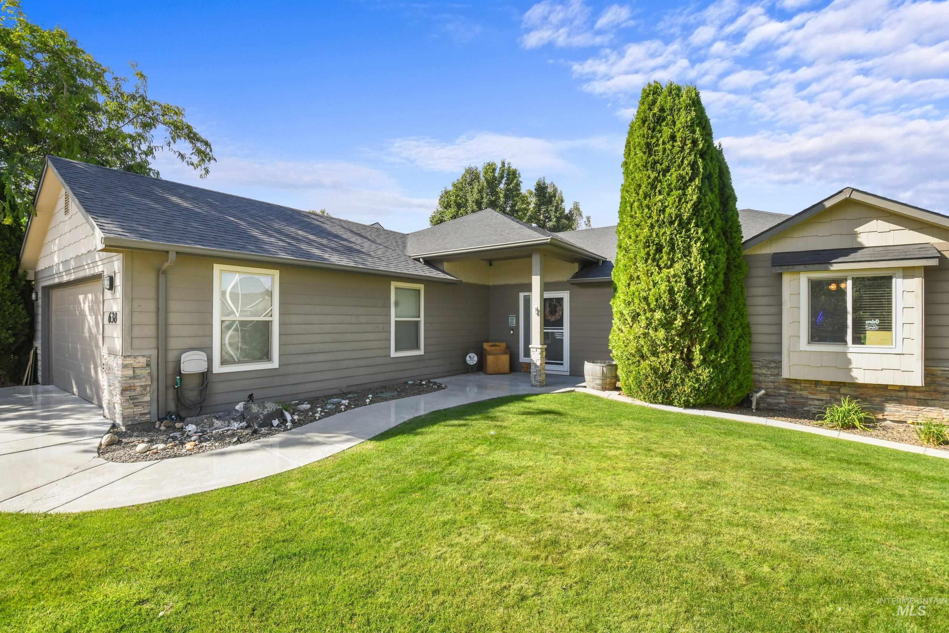 638 W Test Ct — photo