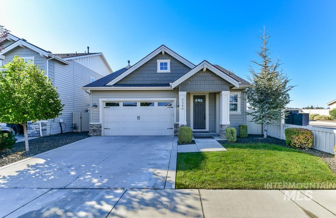 3349 E Girdner Dr — photo