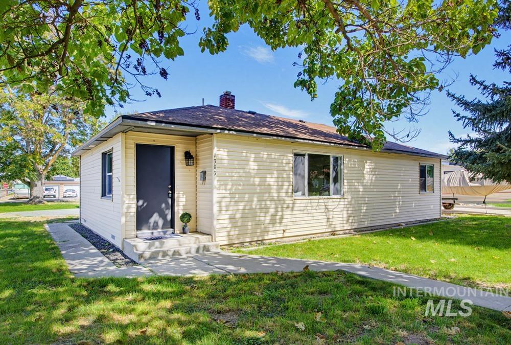 1303 Willow St — photo