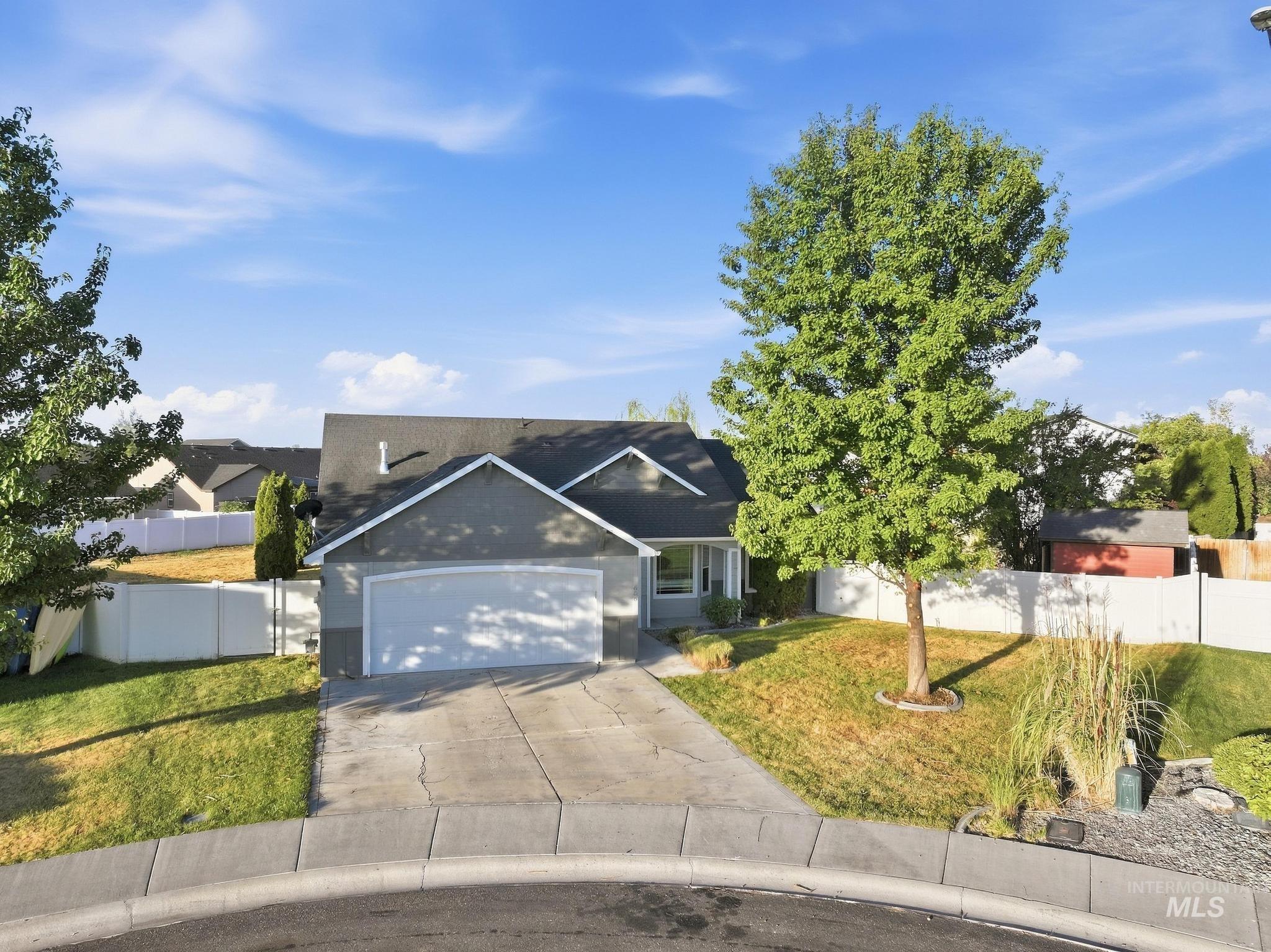 656 Braden Ct — photo
