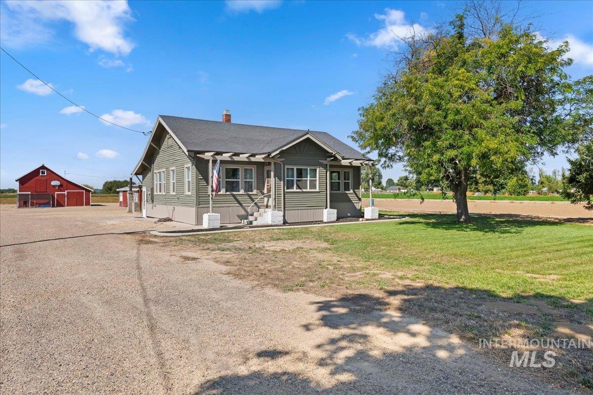 7425 Elmore Rd. — photo